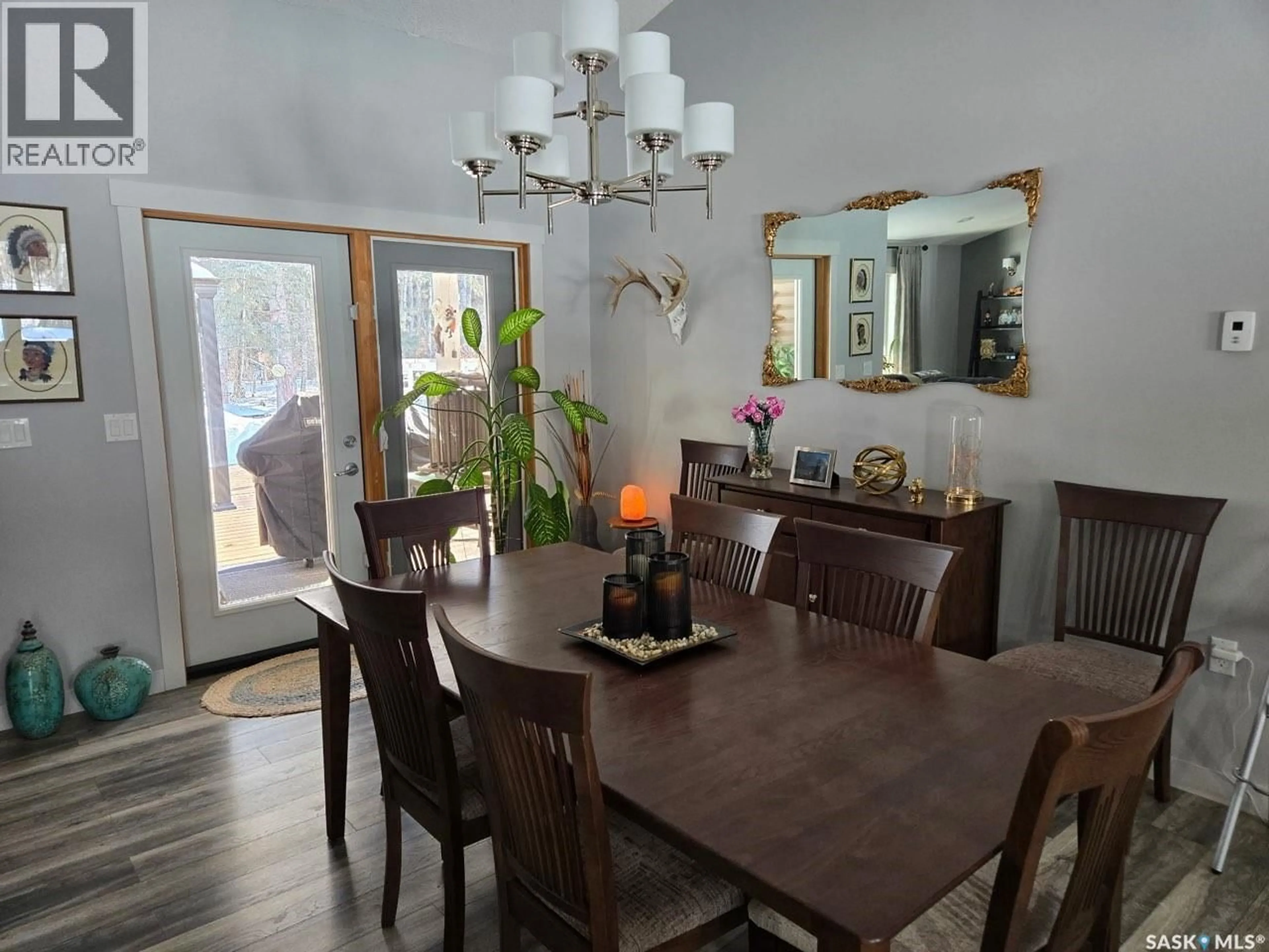 Dining room, wood/laminate floor for 1022 ROASTER ROAD, Mervin Rm No.499 Saskatchewan S0M1J0