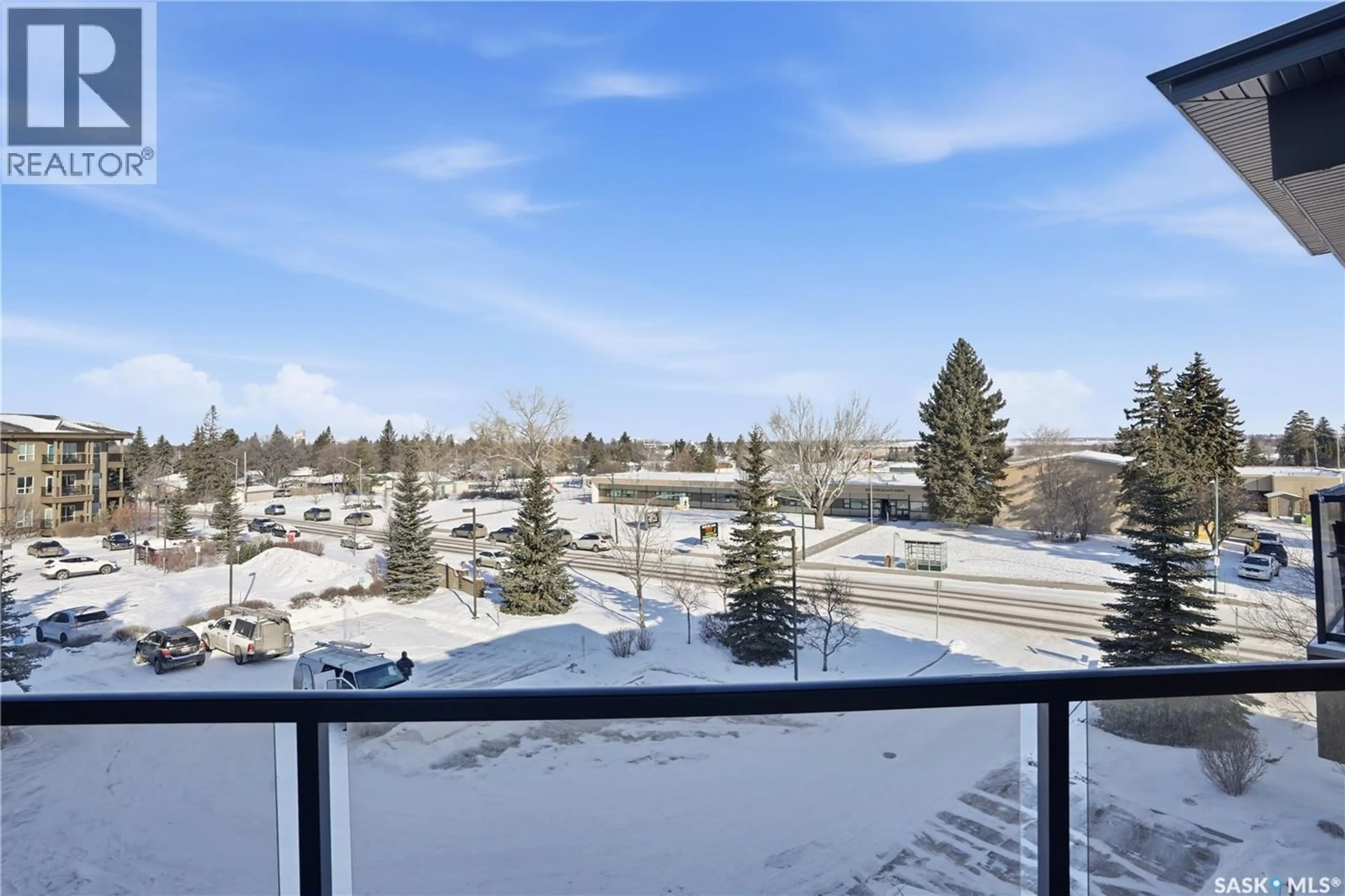 Balcony in the apartment, water/lake/river/ocean view for 301 - 2730 MAIN STREET, Saskatoon Saskatchewan S7H0M3