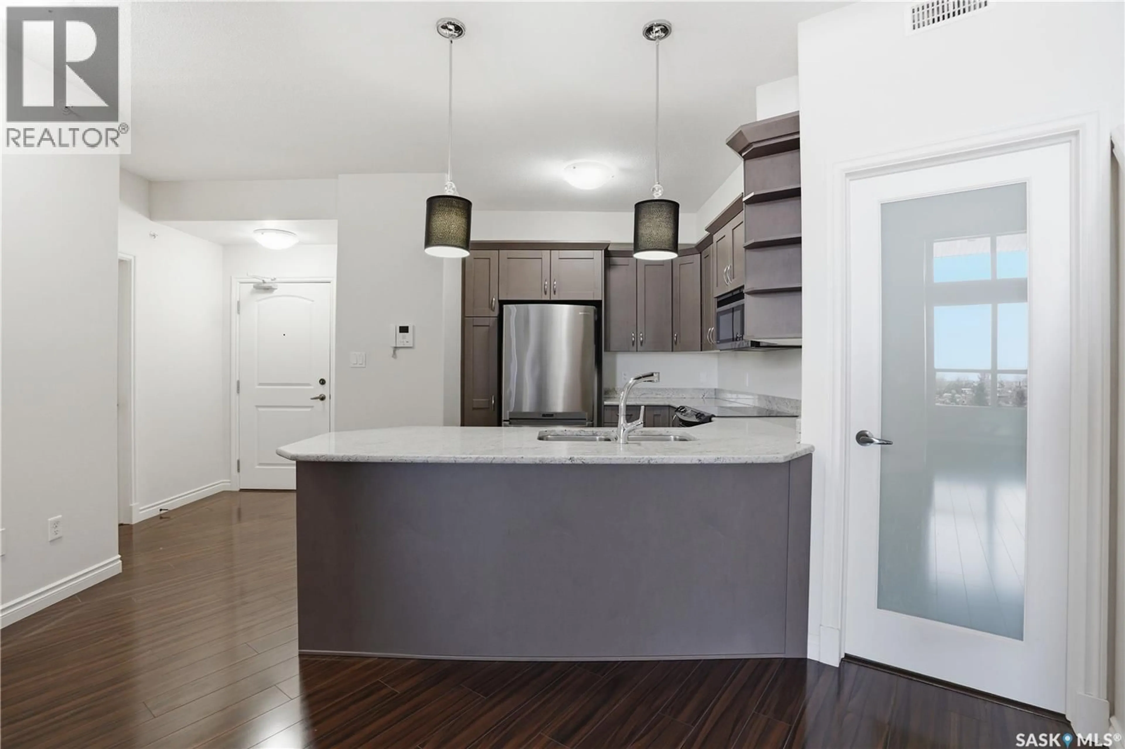 Open concept kitchen, unknown for 301 - 2730 MAIN STREET, Saskatoon Saskatchewan S7H0M3