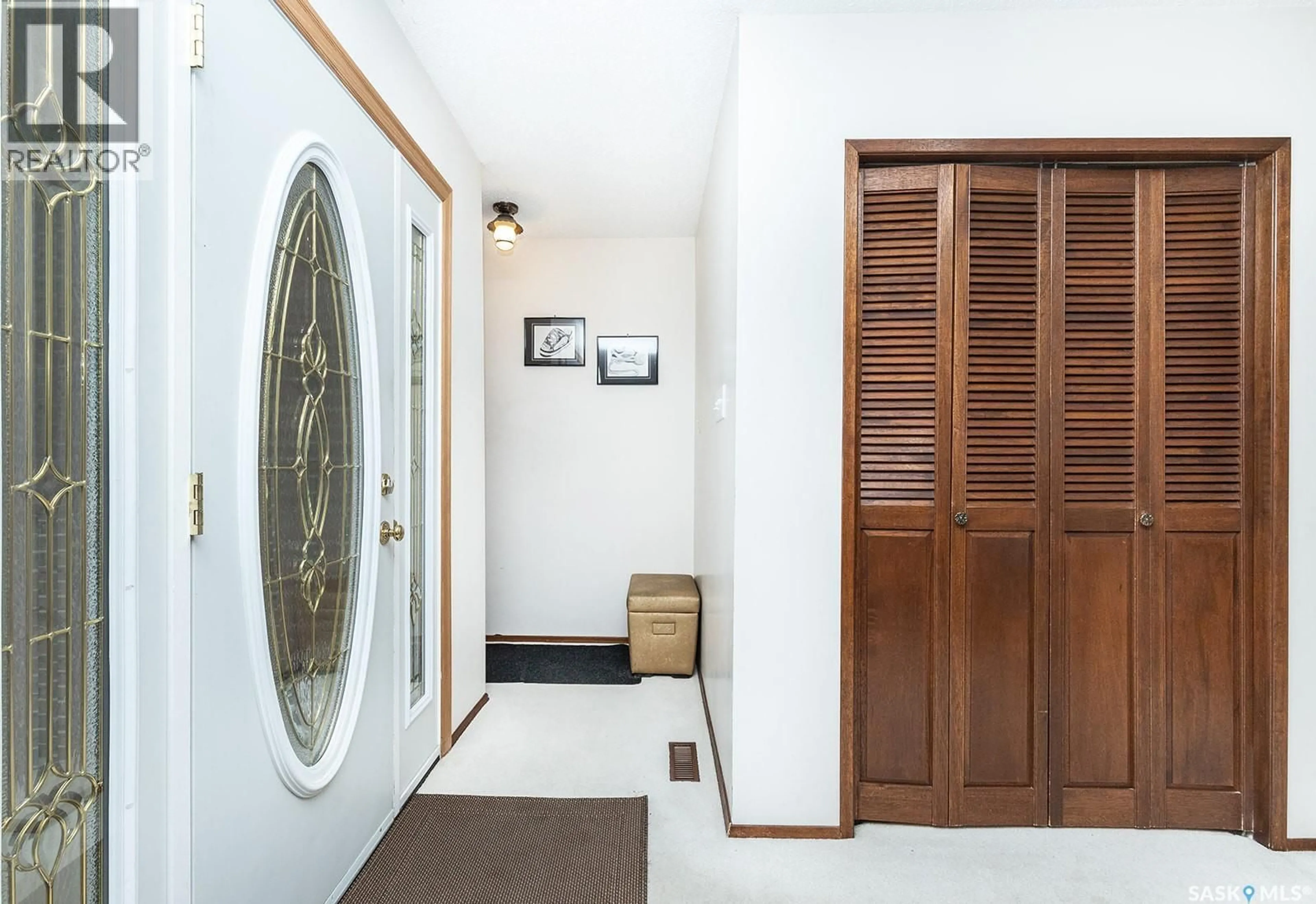 Indoor foyer for 311 CANDLE CRESCENT, Saskatoon Saskatchewan S7K5A5