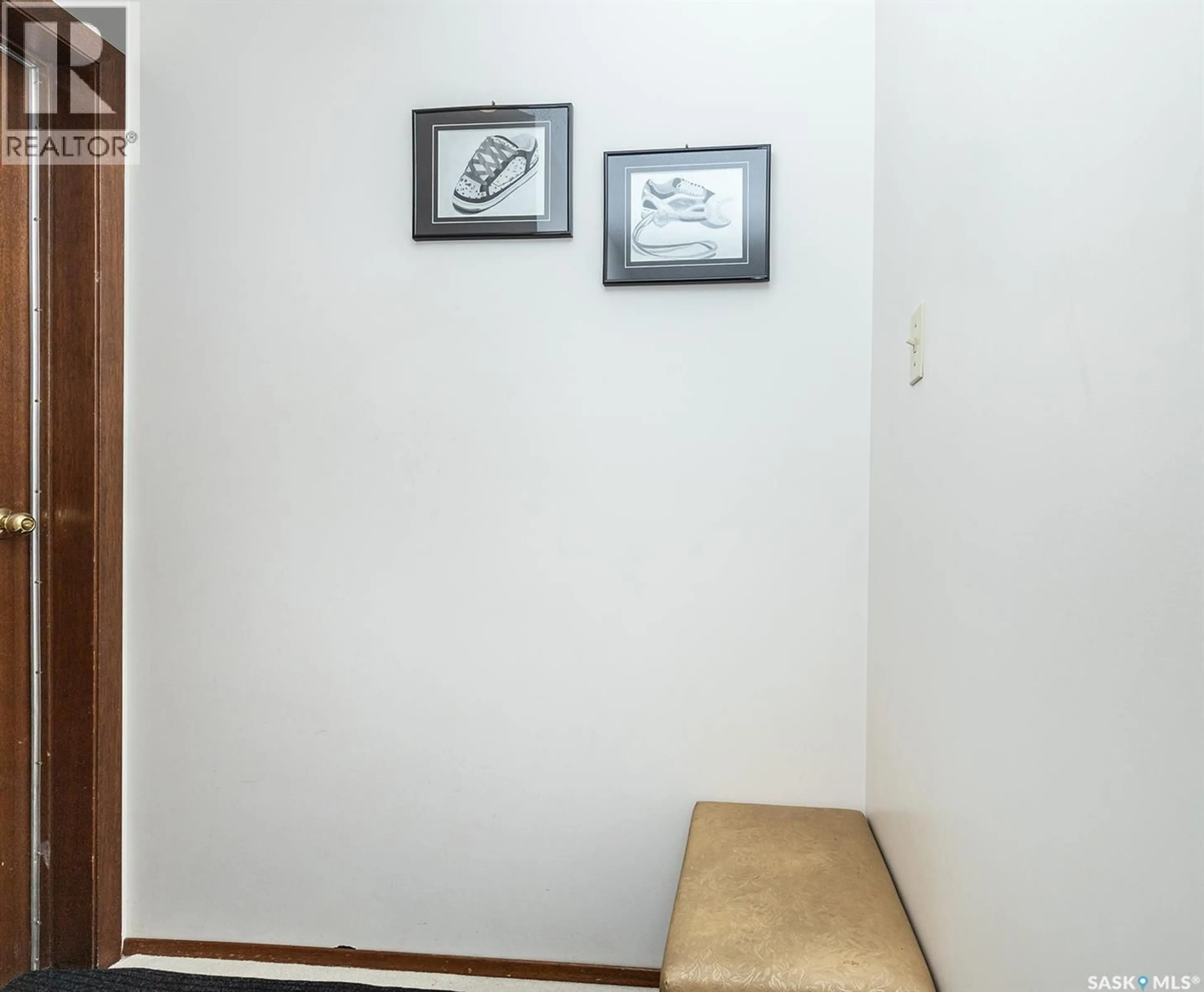 Unknown for 311 CANDLE CRESCENT, Saskatoon Saskatchewan S7K5A5