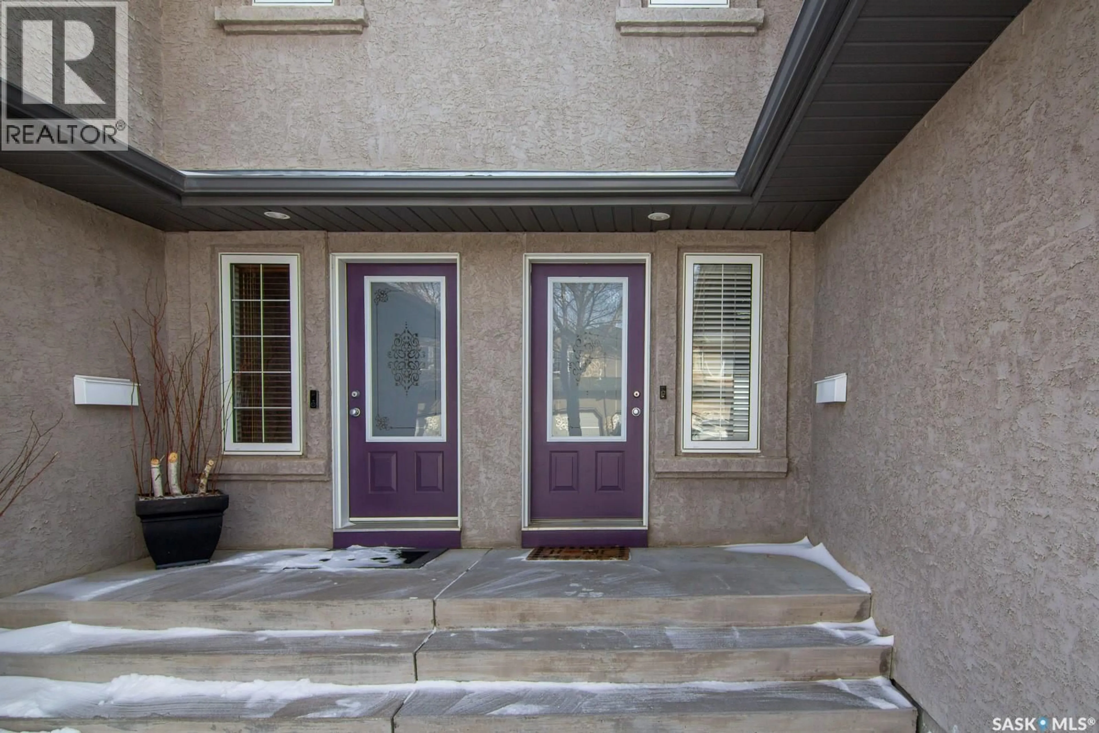 Indoor entryway for 405 - 139 BAYFIELD CRESCENT, Saskatoon Saskatchewan S7V1J4