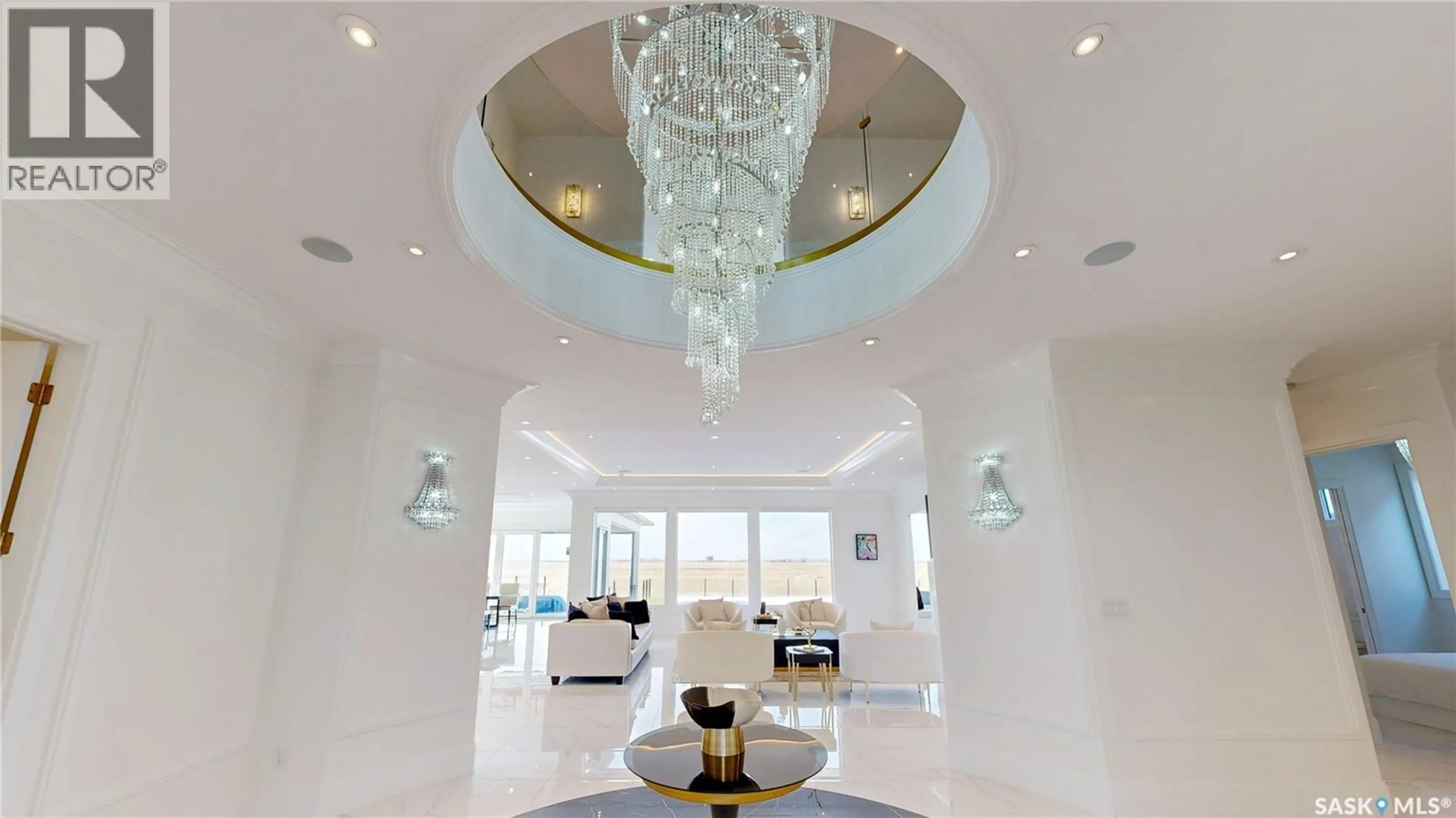 Indoor foyer for 4404 WILD ROSE DRIVE, Regina Saskatchewan S4V3V6