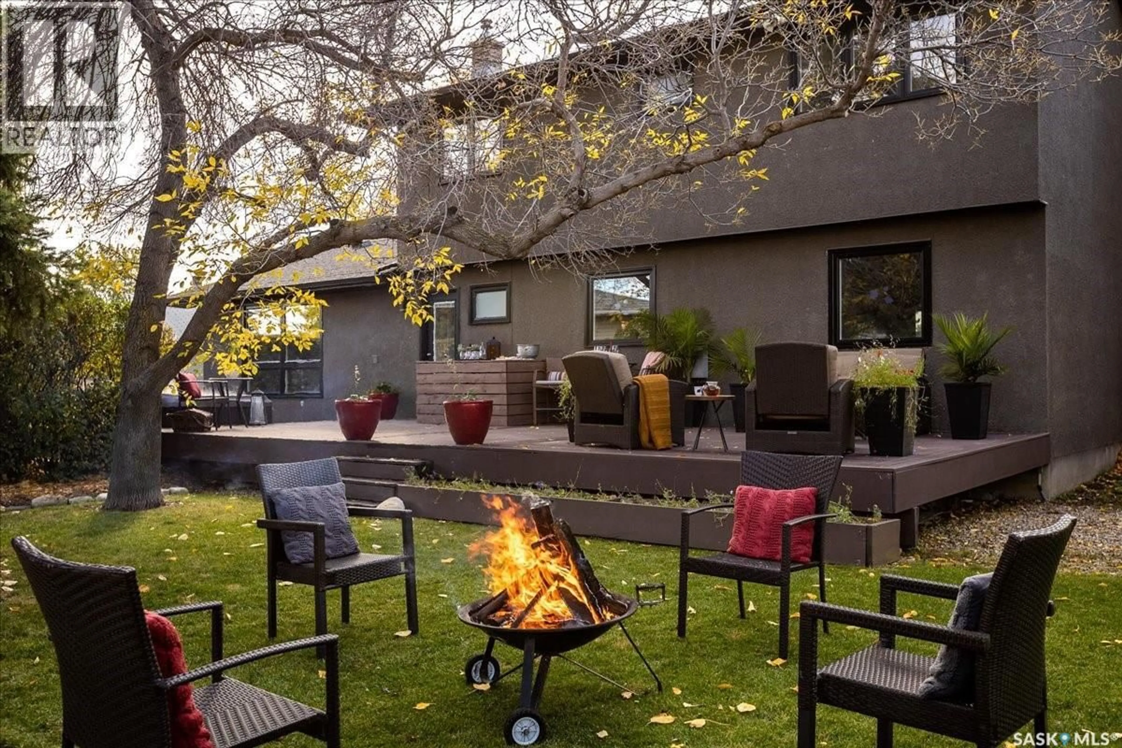 Patio, street for 329 CLEARWATER PLACE, Saskatoon Saskatchewan S7K3Z4