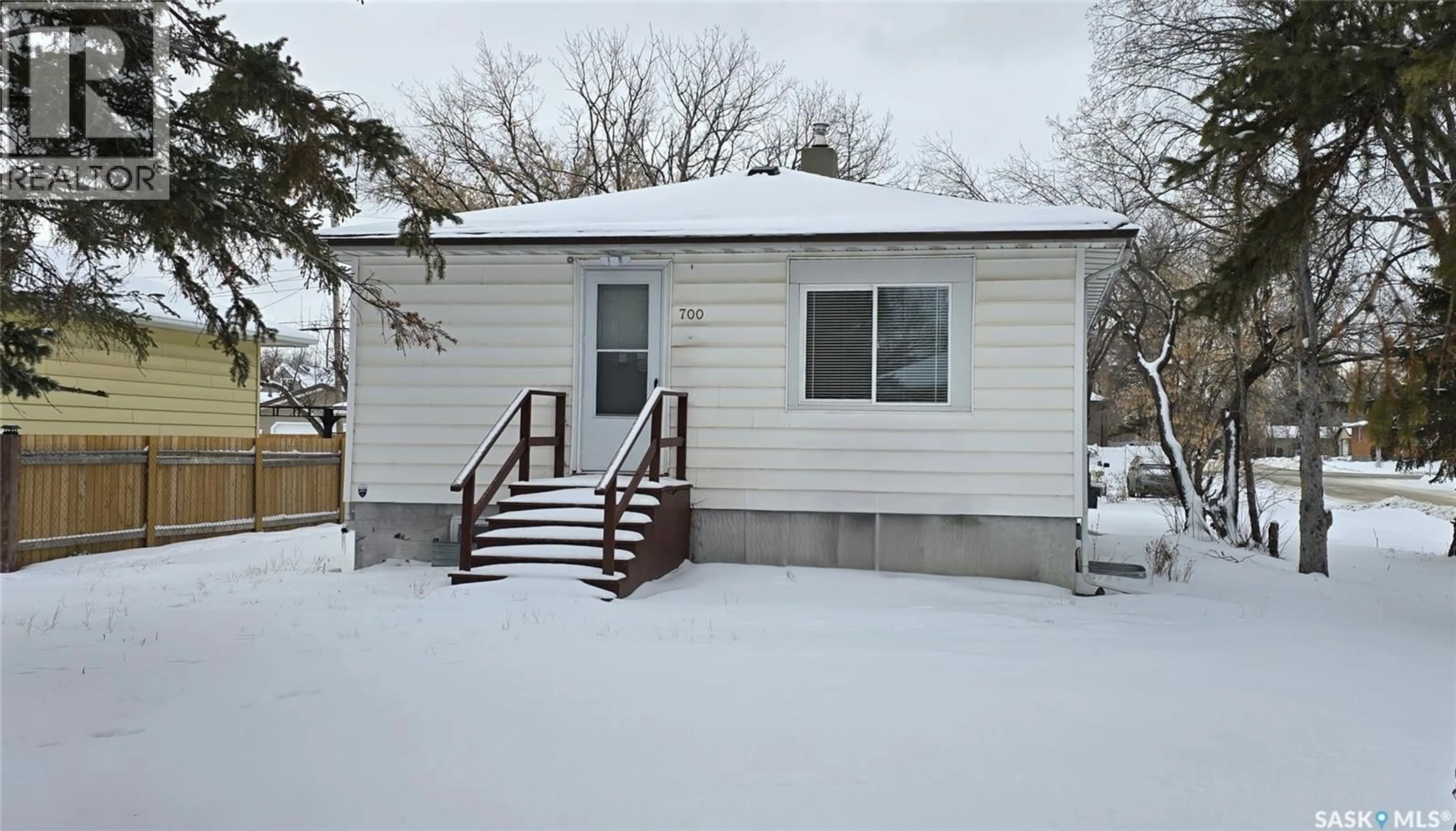Shed for 700 MONTAGUE STREET, Regina Saskatchewan S4T3G9