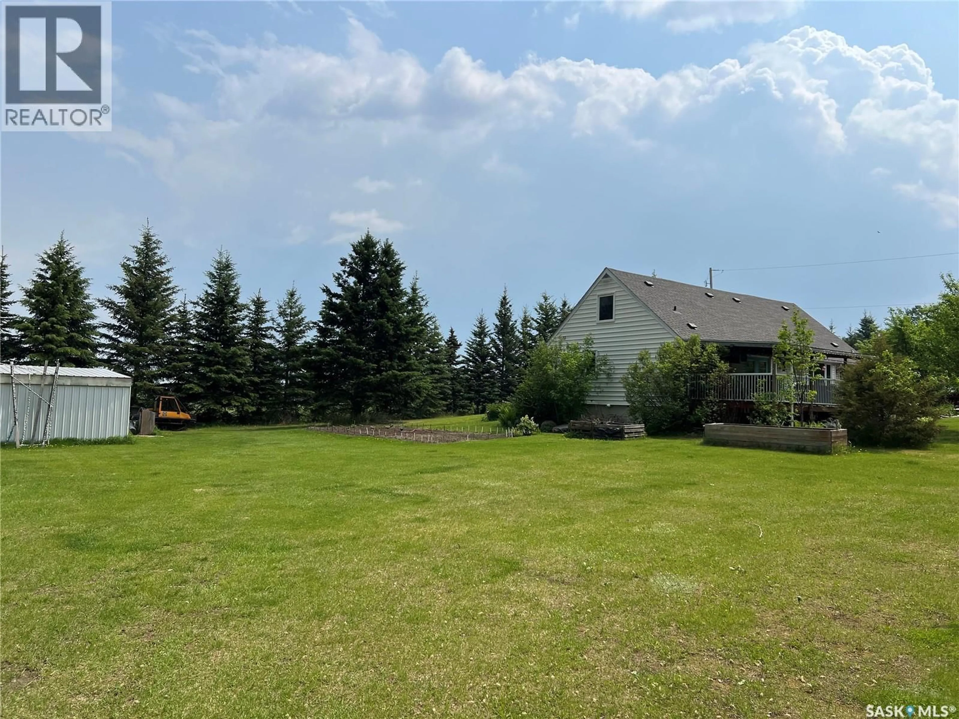 A pic from outside/outdoor area/front of a property/back of a property/a pic from drone, unknown for 113 2ND AVENUE, Dorintosh Saskatchewan S0M0T0