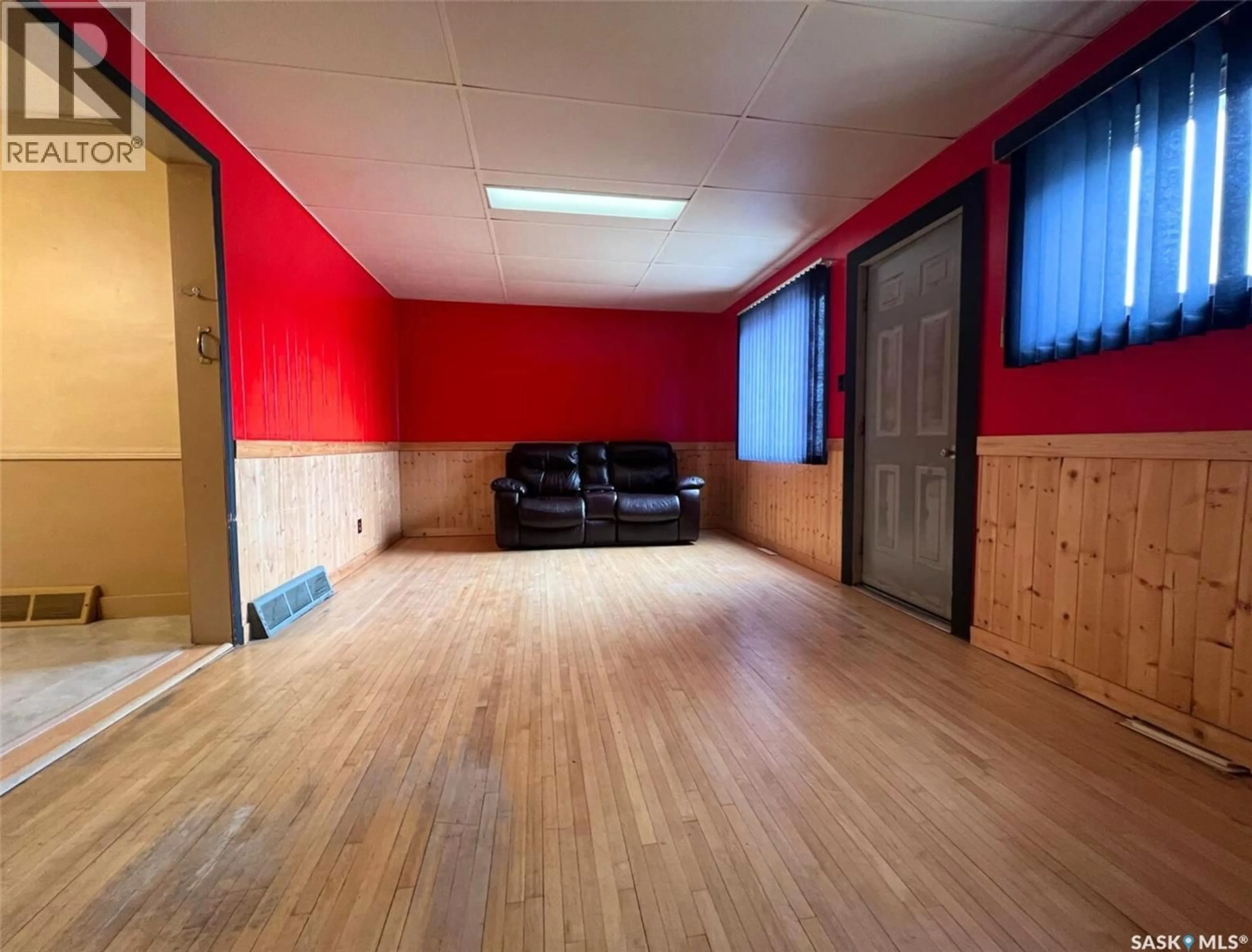 A pic of a room for 118 5TH AVENUE, Swift Current Saskatchewan S9H3M7