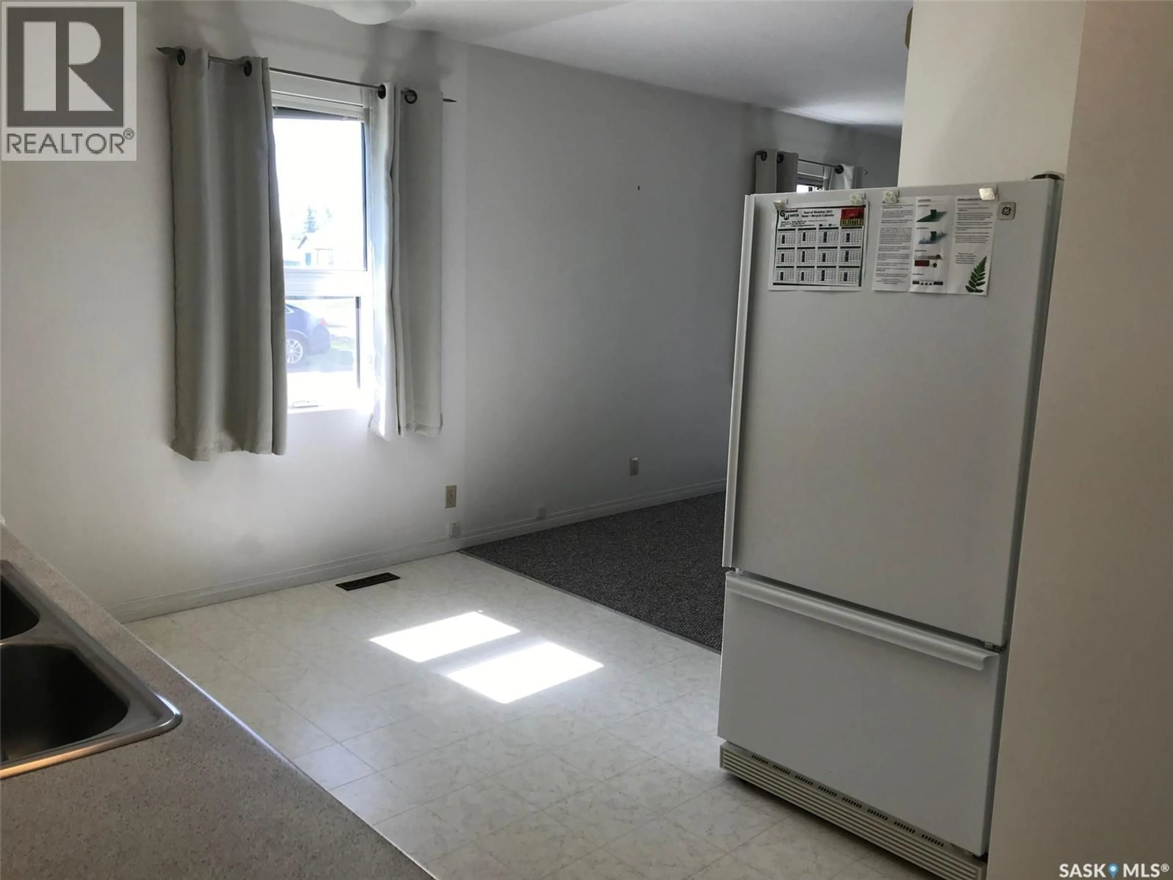 A pic of a room for 332 RUTTLE AVENUE, Kinistino Saskatchewan S0J1H0