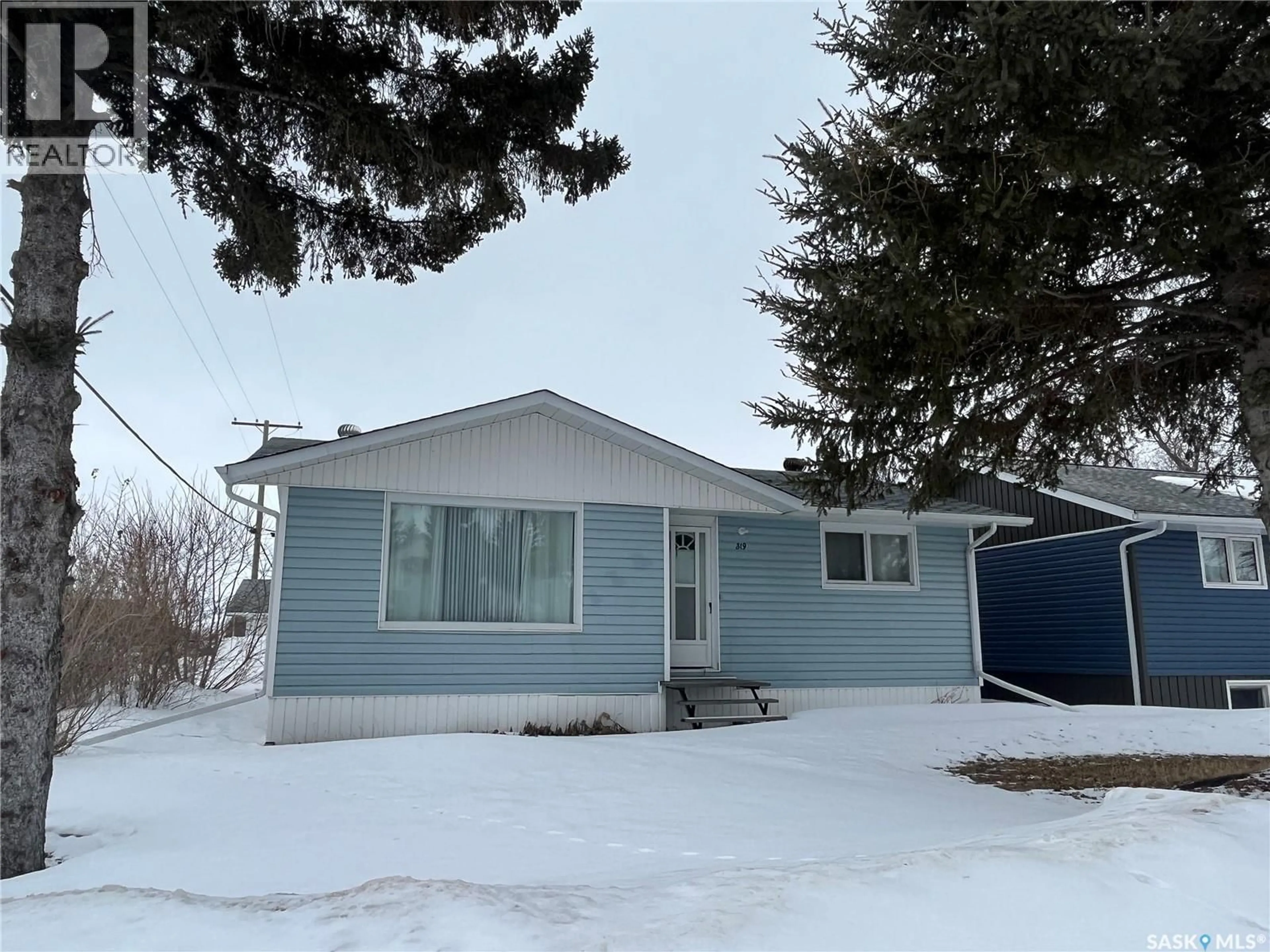 Home with vinyl exterior material, street for 319 PELLY STREET, Rocanville Saskatchewan S0A3L0