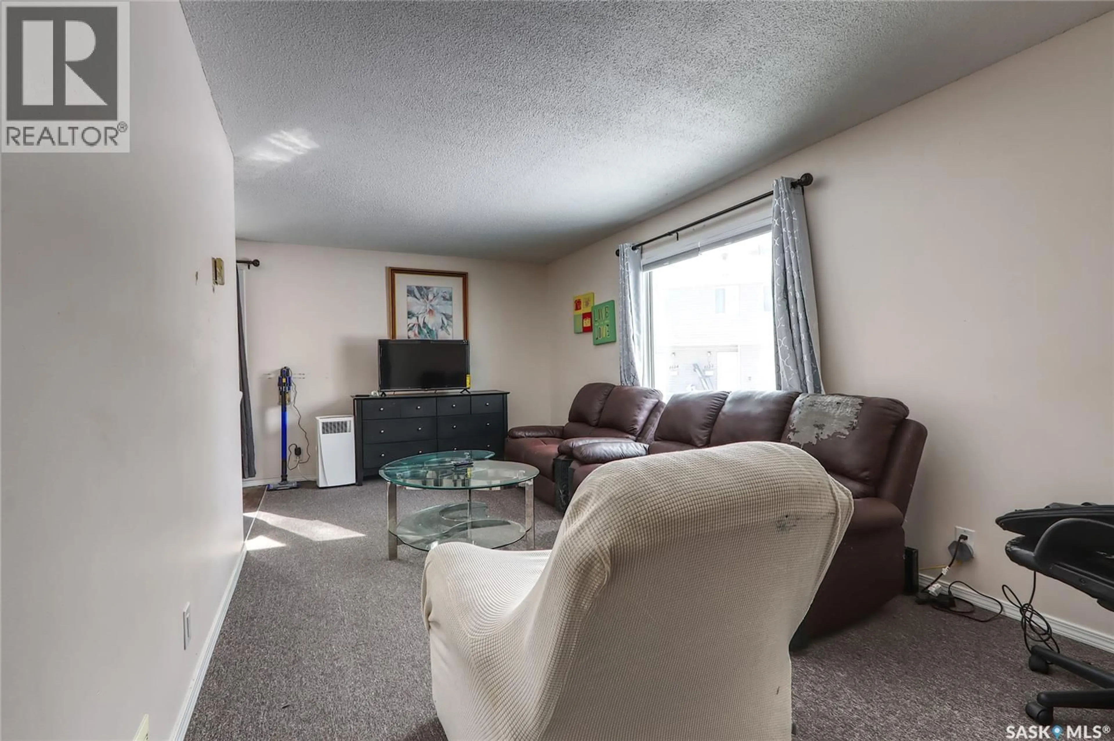 Living room with furniture, unknown for 4160 CASTLE ROAD, Regina Saskatchewan S4S6A4