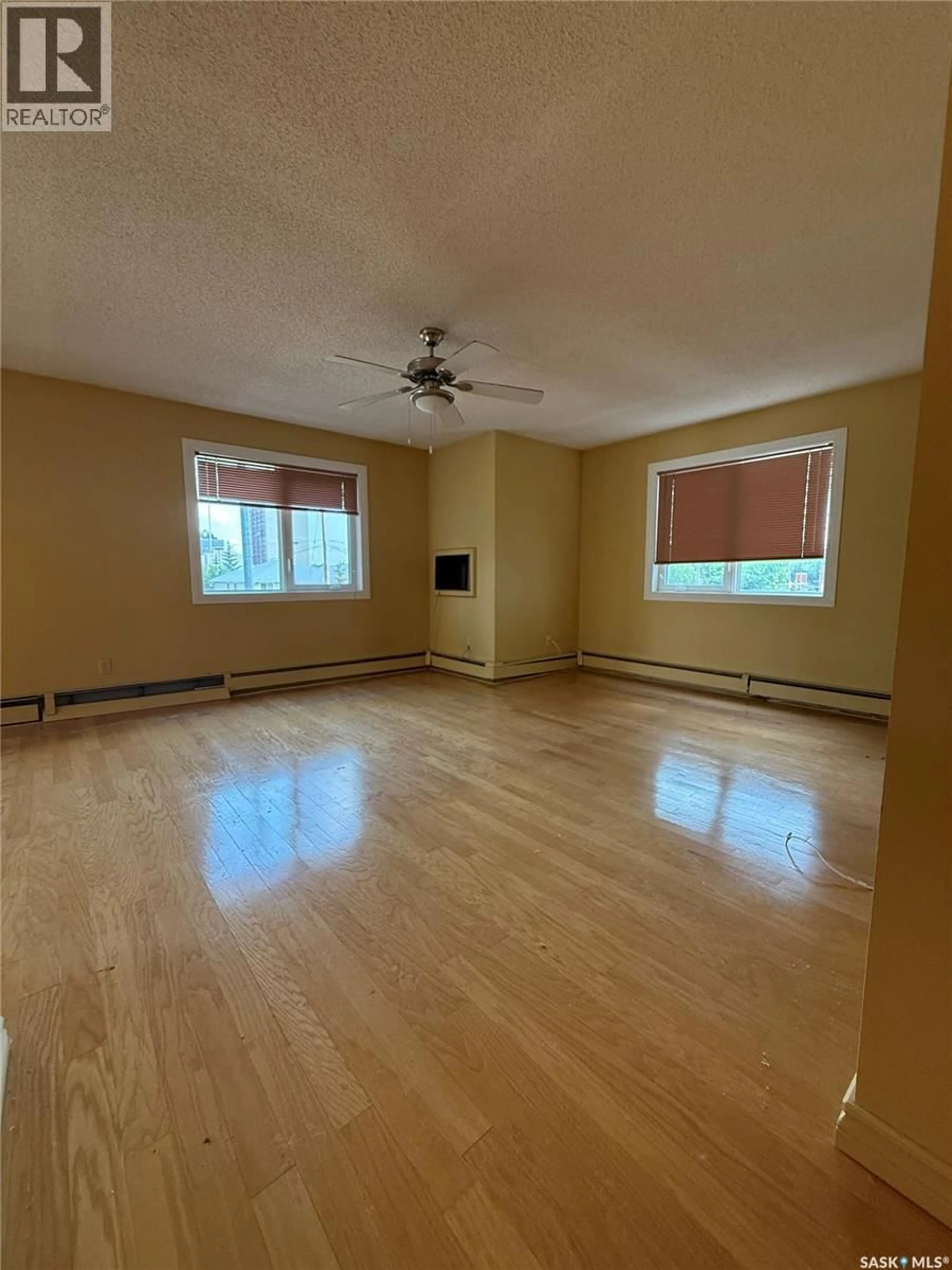 A pic of a room for 303 - 1867 15TH AVENUE, Regina Saskatchewan S4P4J4