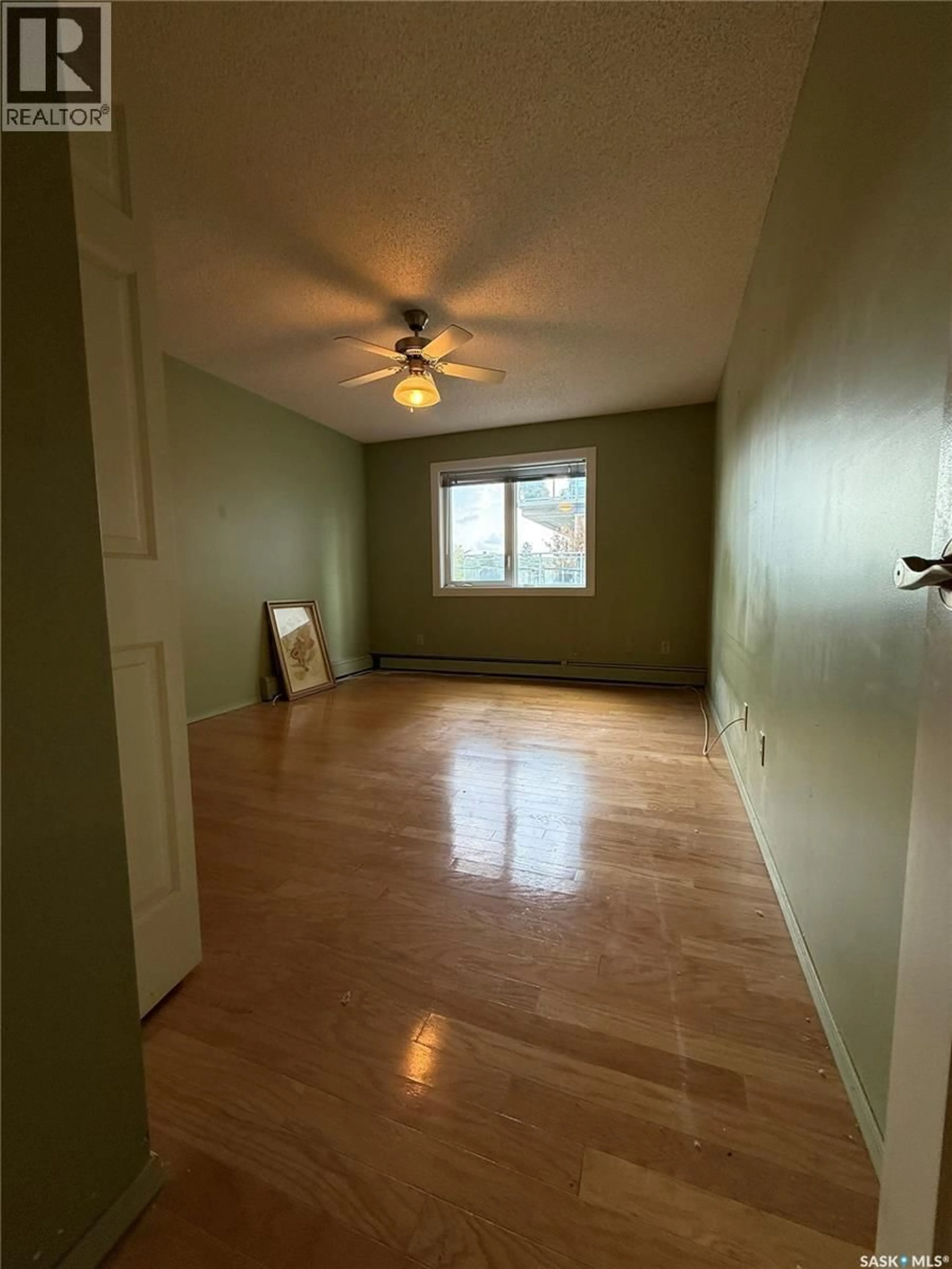 A pic of a room for 303 - 1867 15TH AVENUE, Regina Saskatchewan S4P4J4