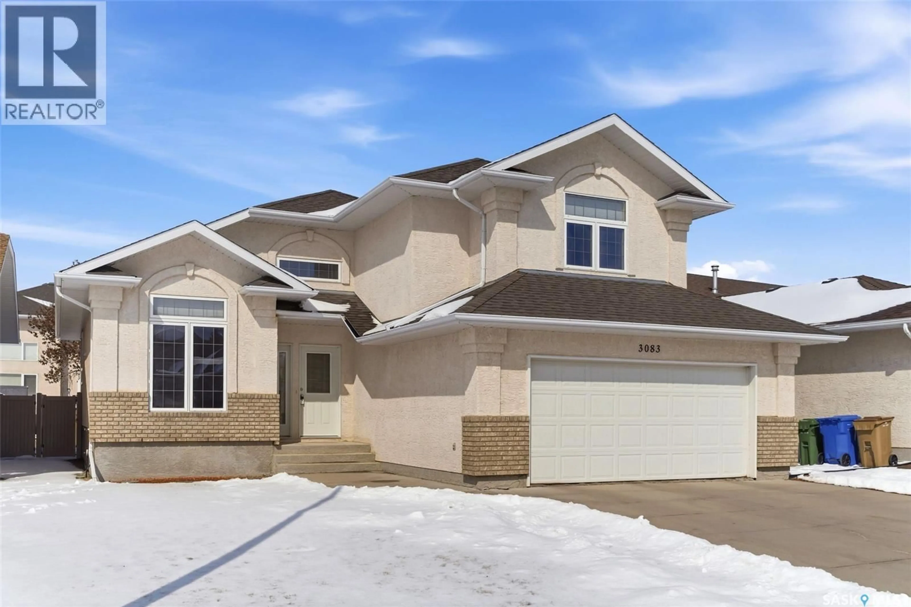 Home with vinyl exterior material, street for 3083 ST JAMES CRESCENT, Regina Saskatchewan S4V3A1