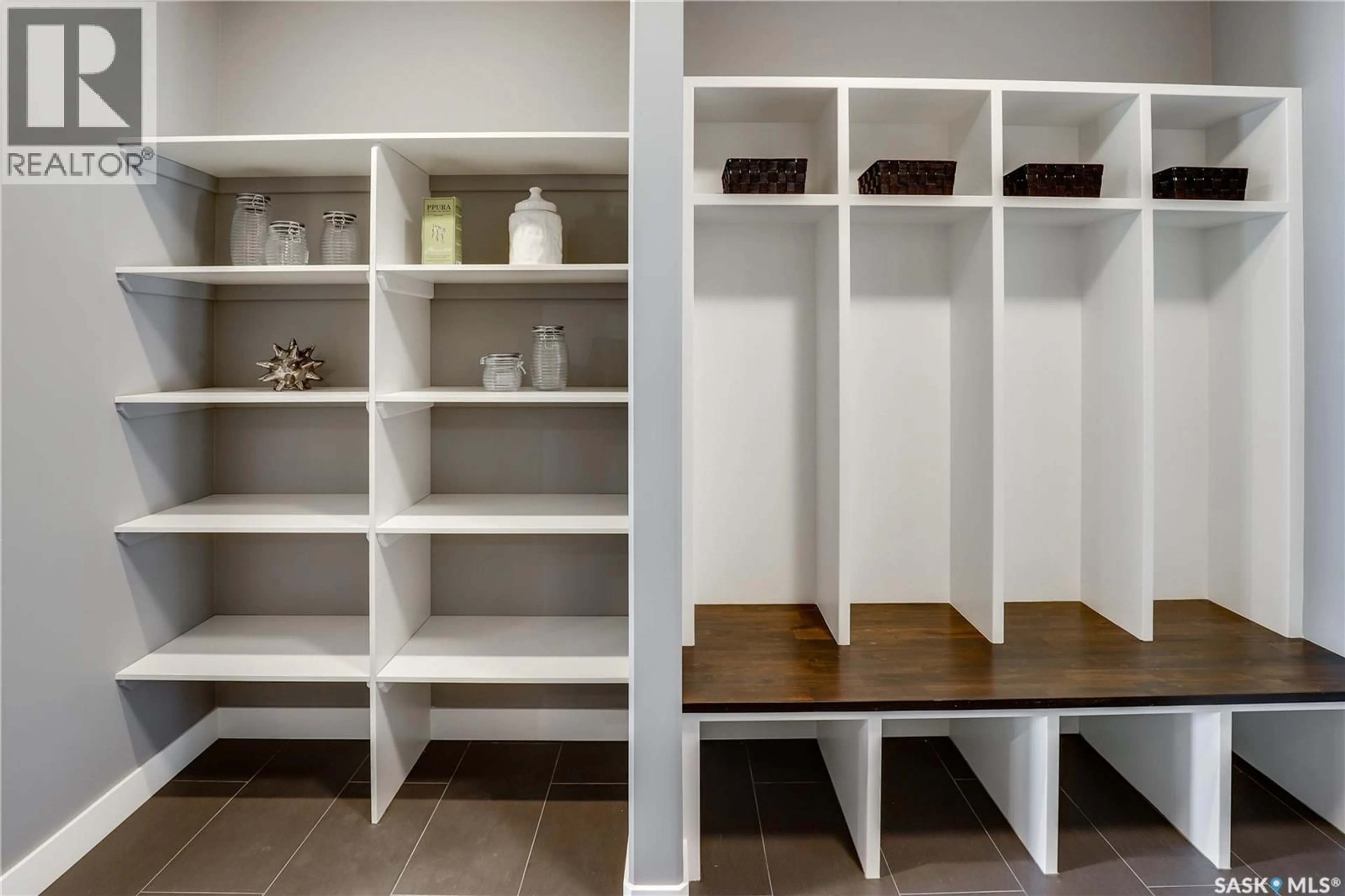 Unknown for 10 VANCOUVER CRESCENT, Pilot Butte Saskatchewan S0G3Z0