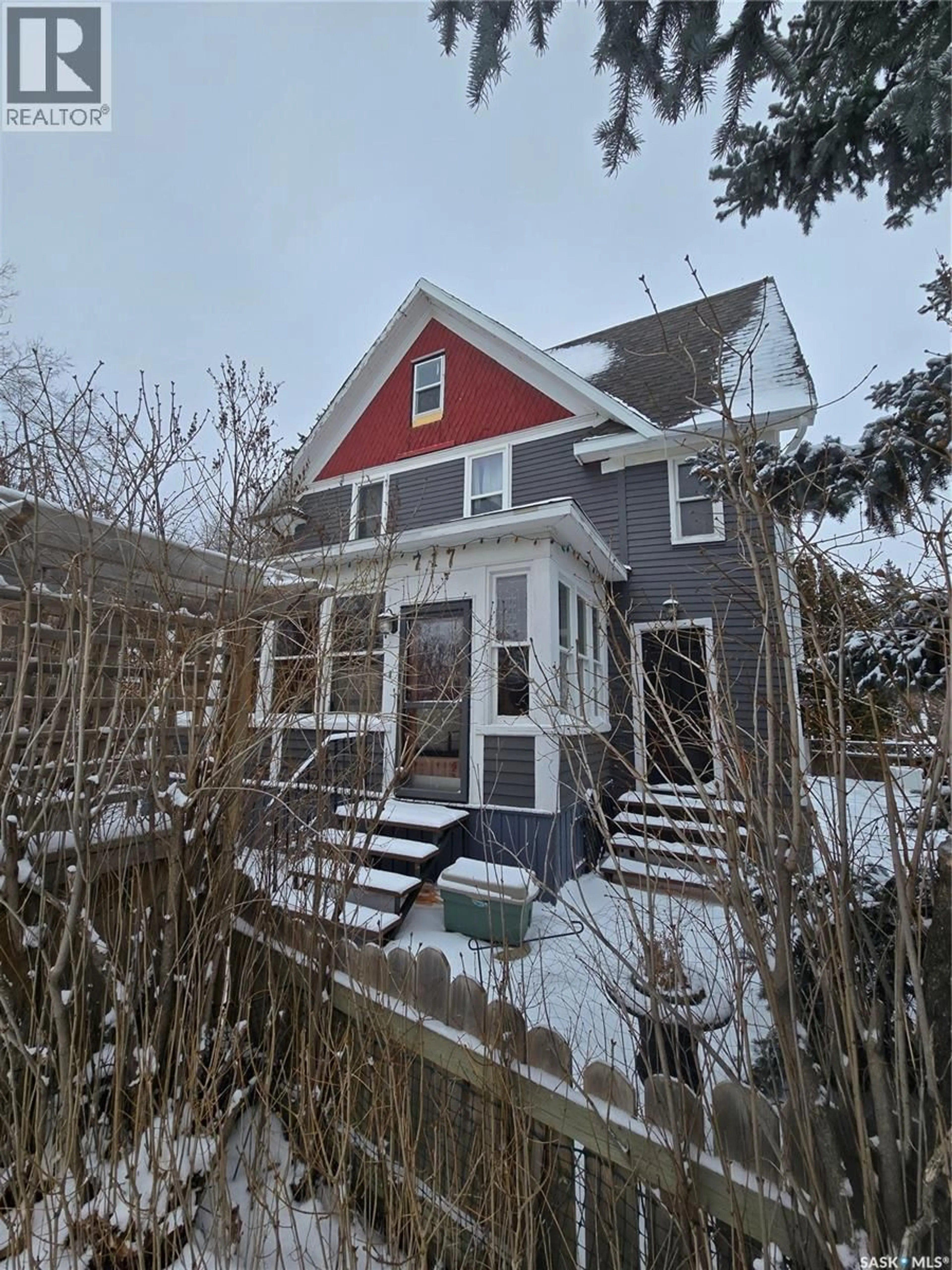 Unknown for 717 COTEAU AVENUE, Weyburn Saskatchewan S4H0G9