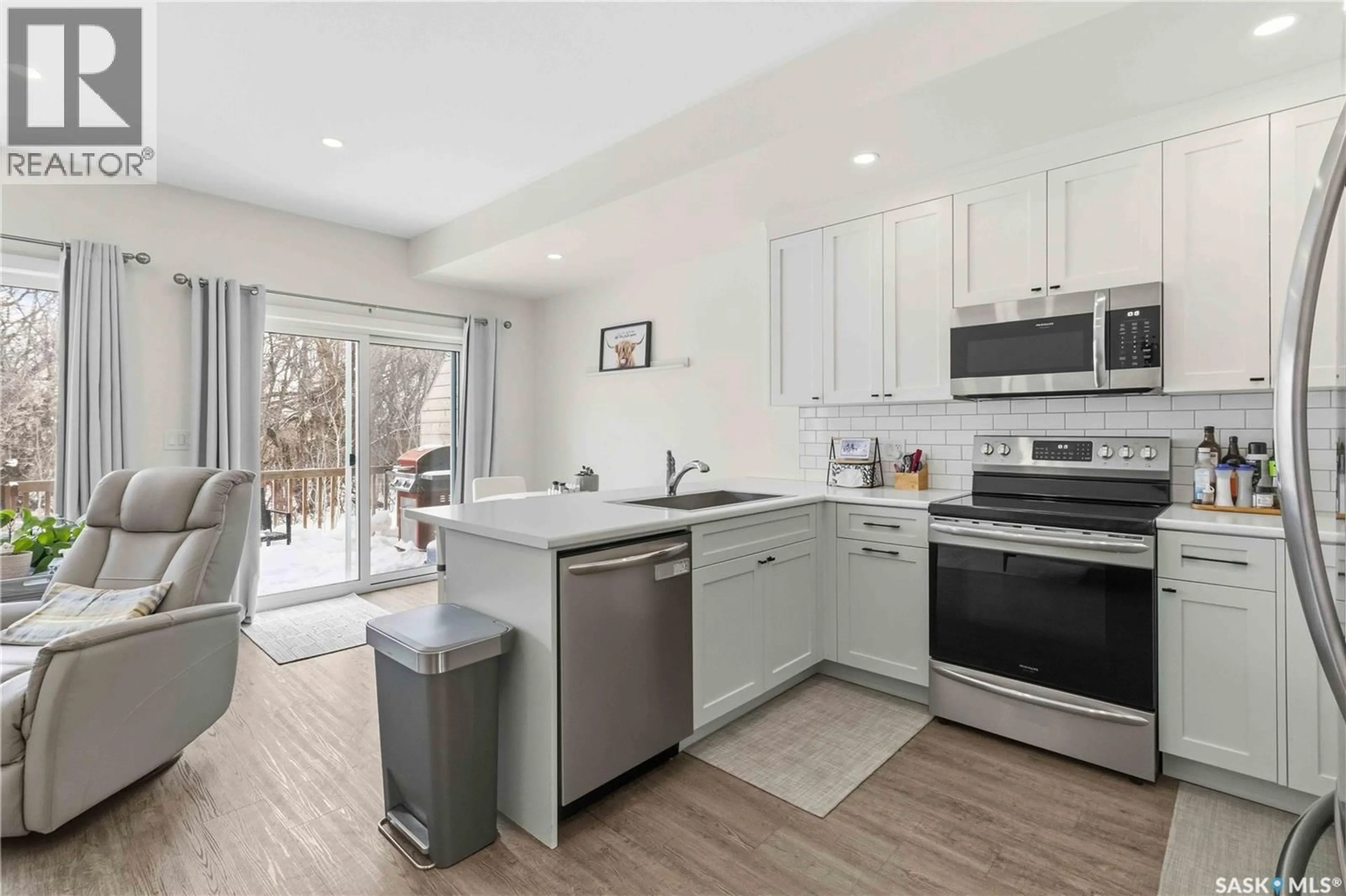 Open concept kitchen, unknown for 301 - 25 CENTENNIAL ROAD, Hague Saskatchewan S0K1X0