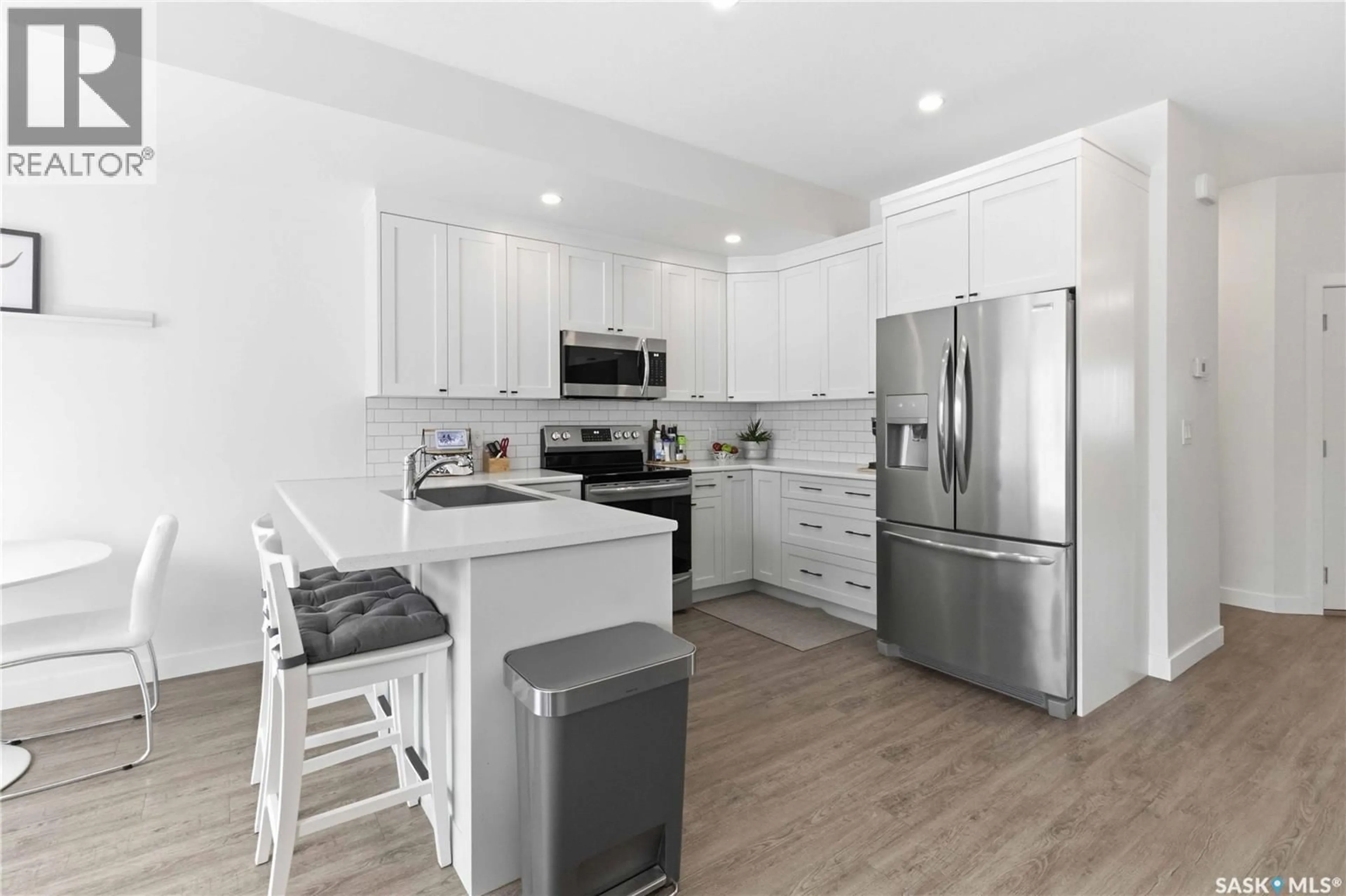 Open concept kitchen, unknown for 301 - 25 CENTENNIAL ROAD, Hague Saskatchewan S0K1X0