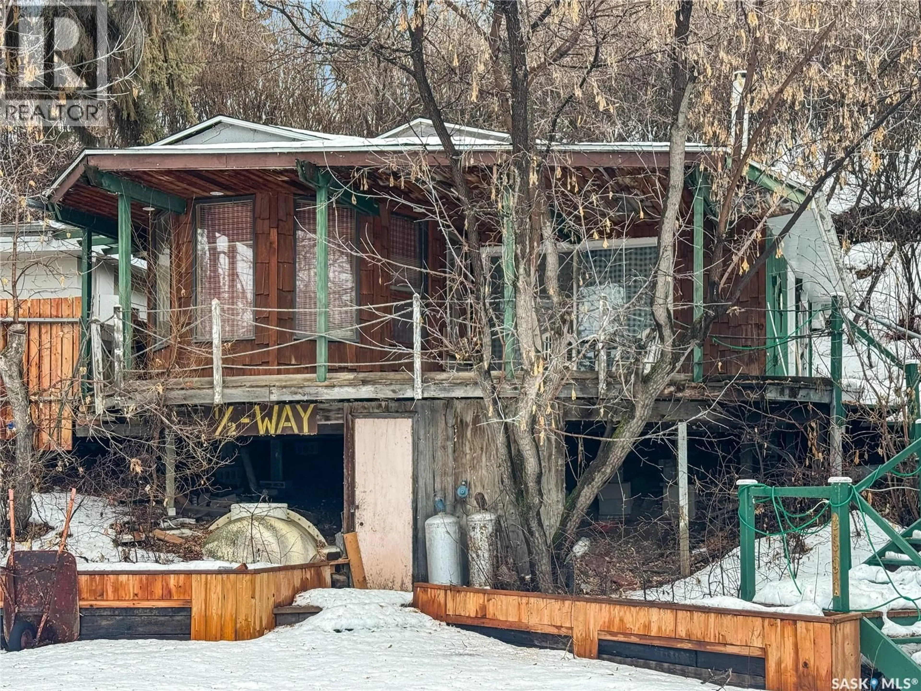 Shed for 8591 HUNTS COVE CRESCENT, Cochin Saskatchewan S0M0L0