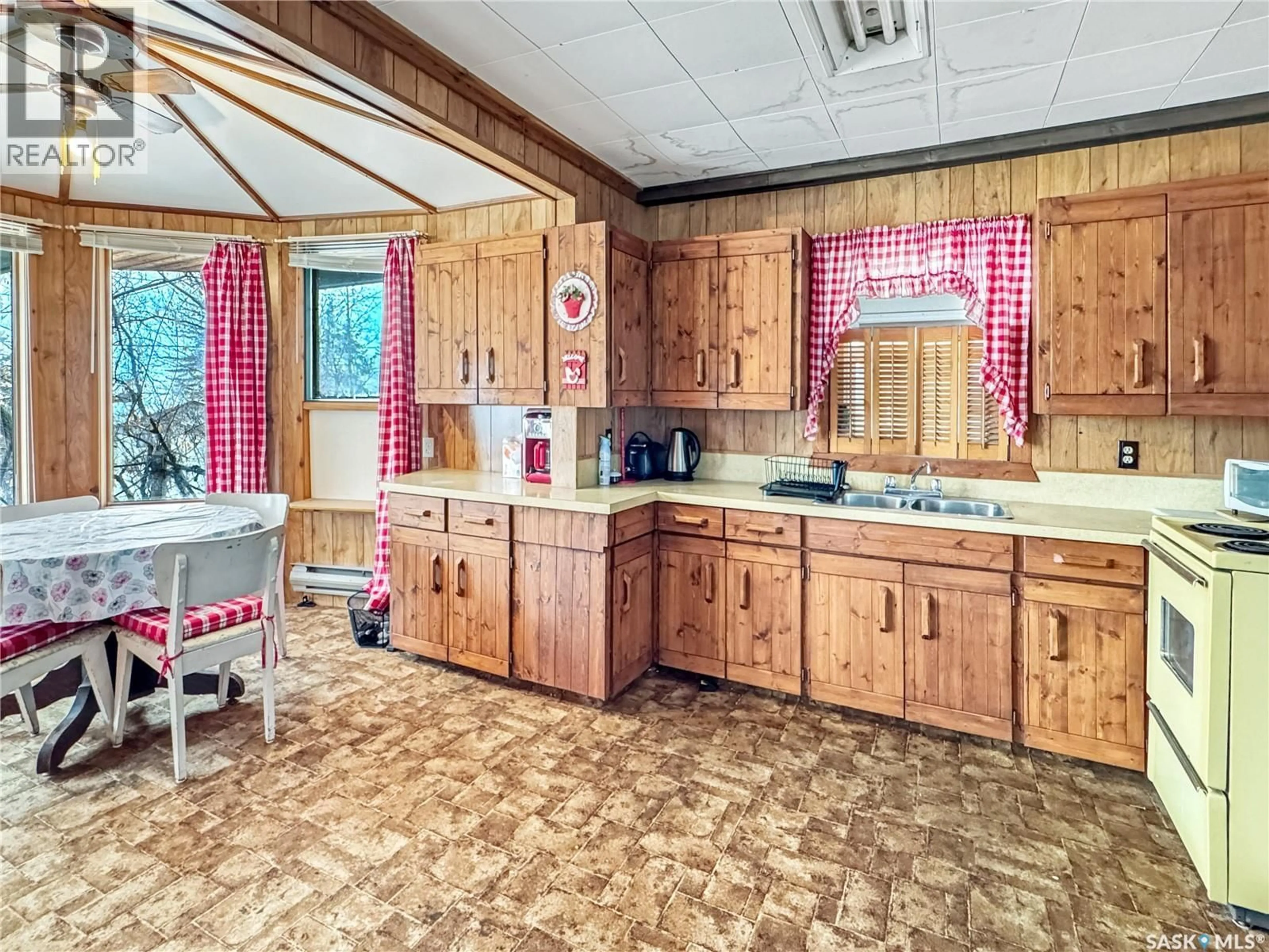 Unknown for 8591 HUNTS COVE CRESCENT, Cochin Saskatchewan S0M0L0