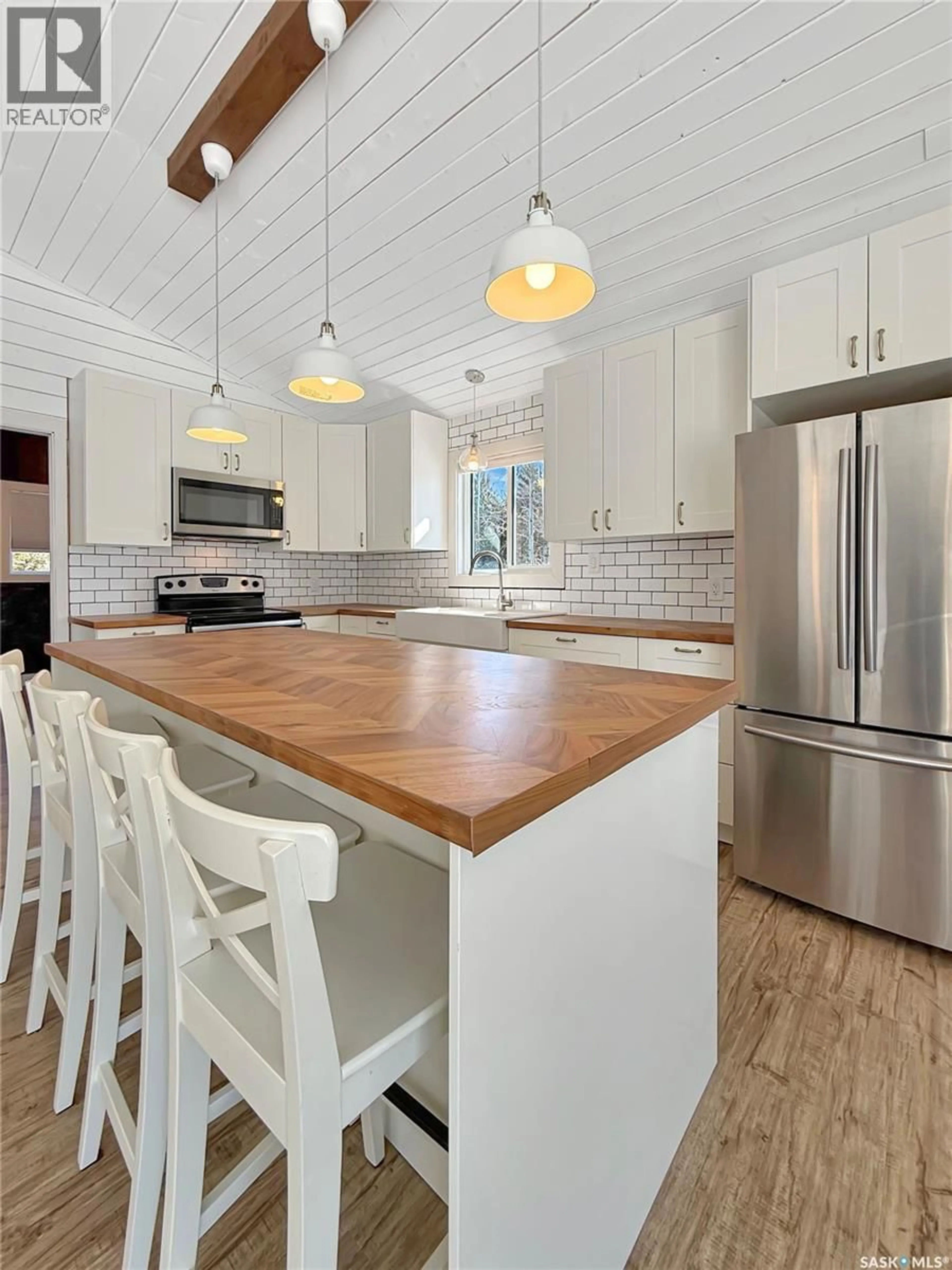 Open concept kitchen, unknown for 16 KEN CRESCENT, Candle Lake Saskatchewan S0J3E0