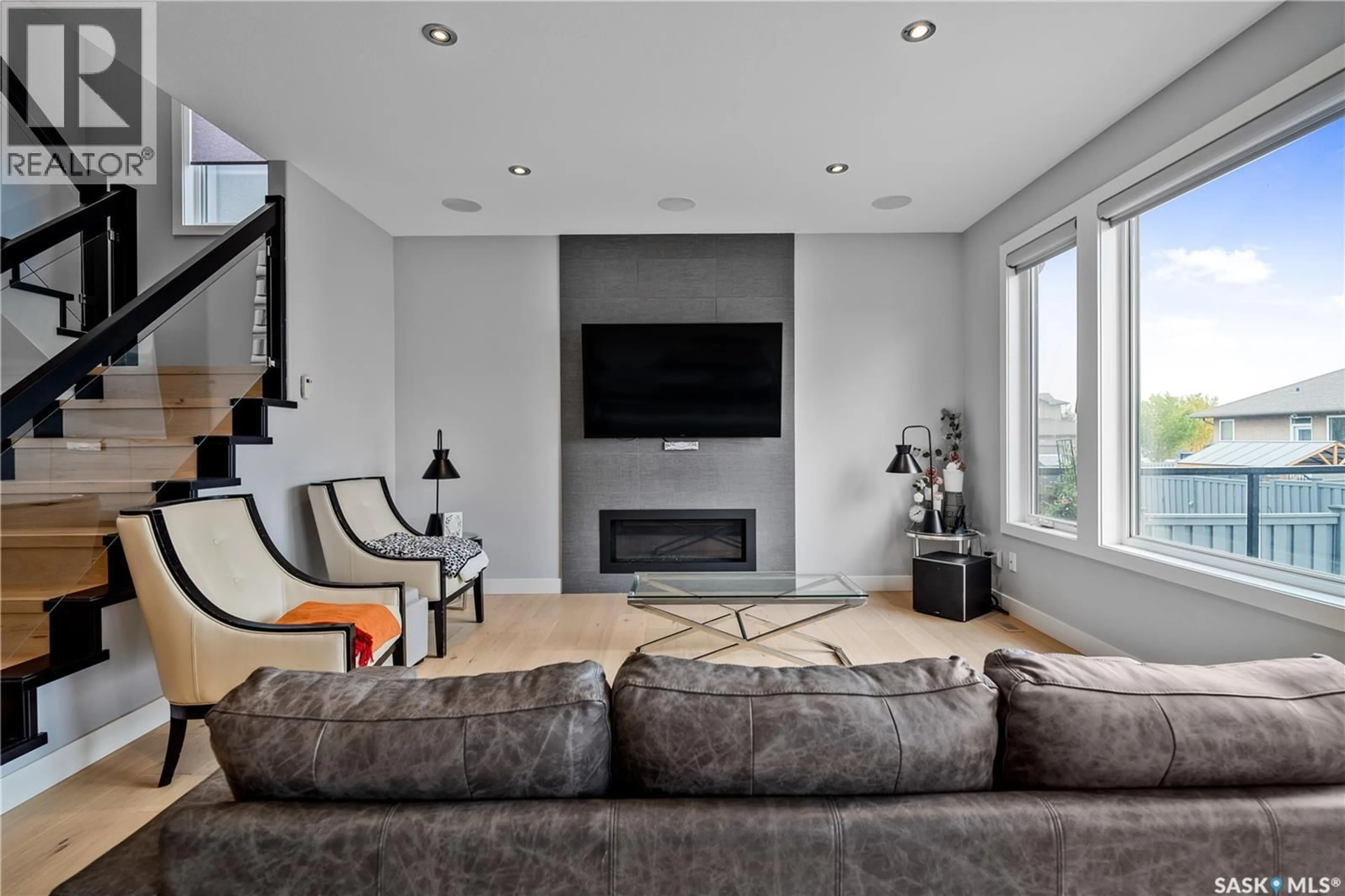 Living room with furniture, unknown for 4311 SANDPIPER CRESCENT, Regina Saskatchewan S4V1N3