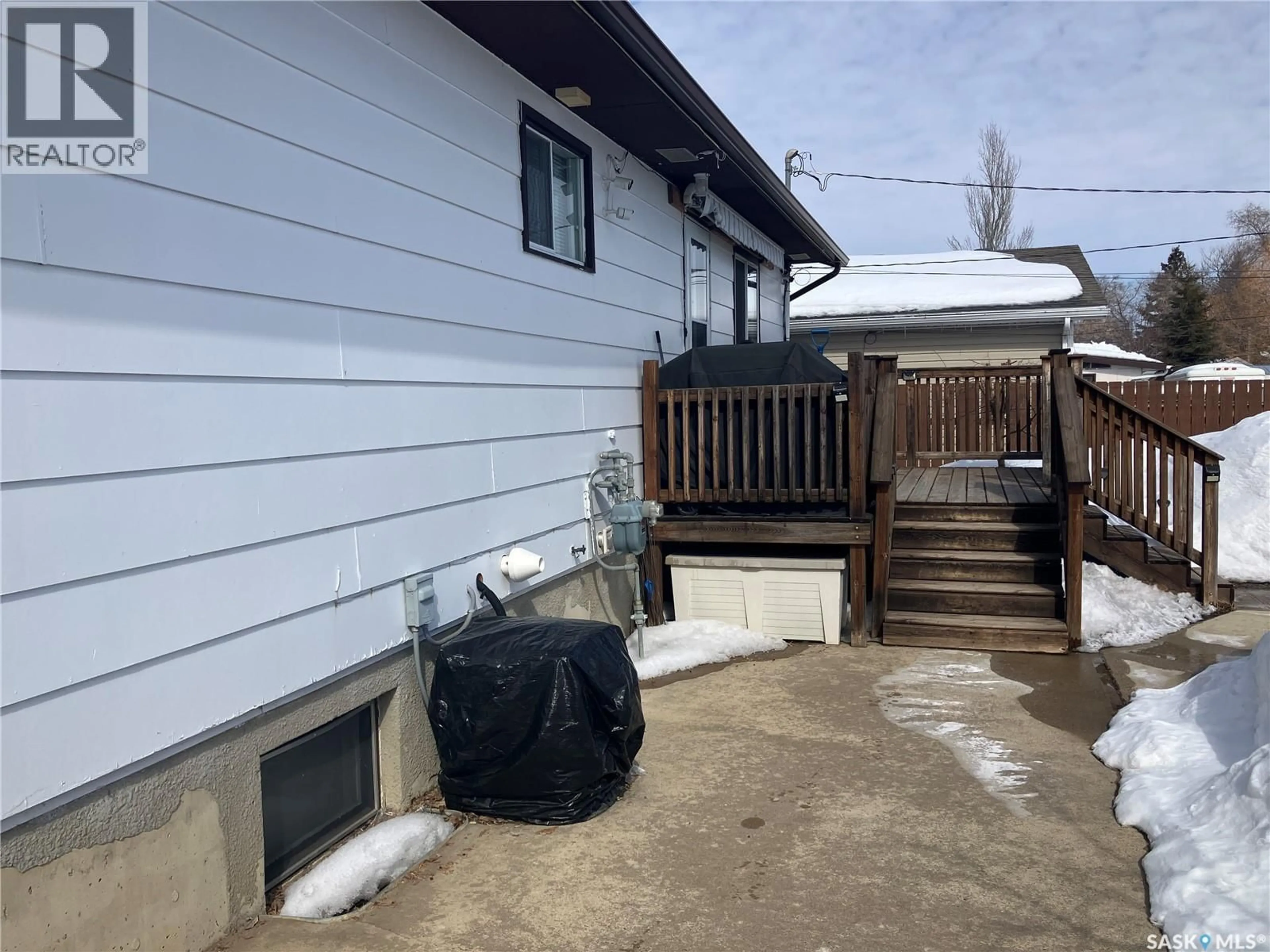 Unknown for 1103 3RD STREET, Nipawin Saskatchewan S0E1E0