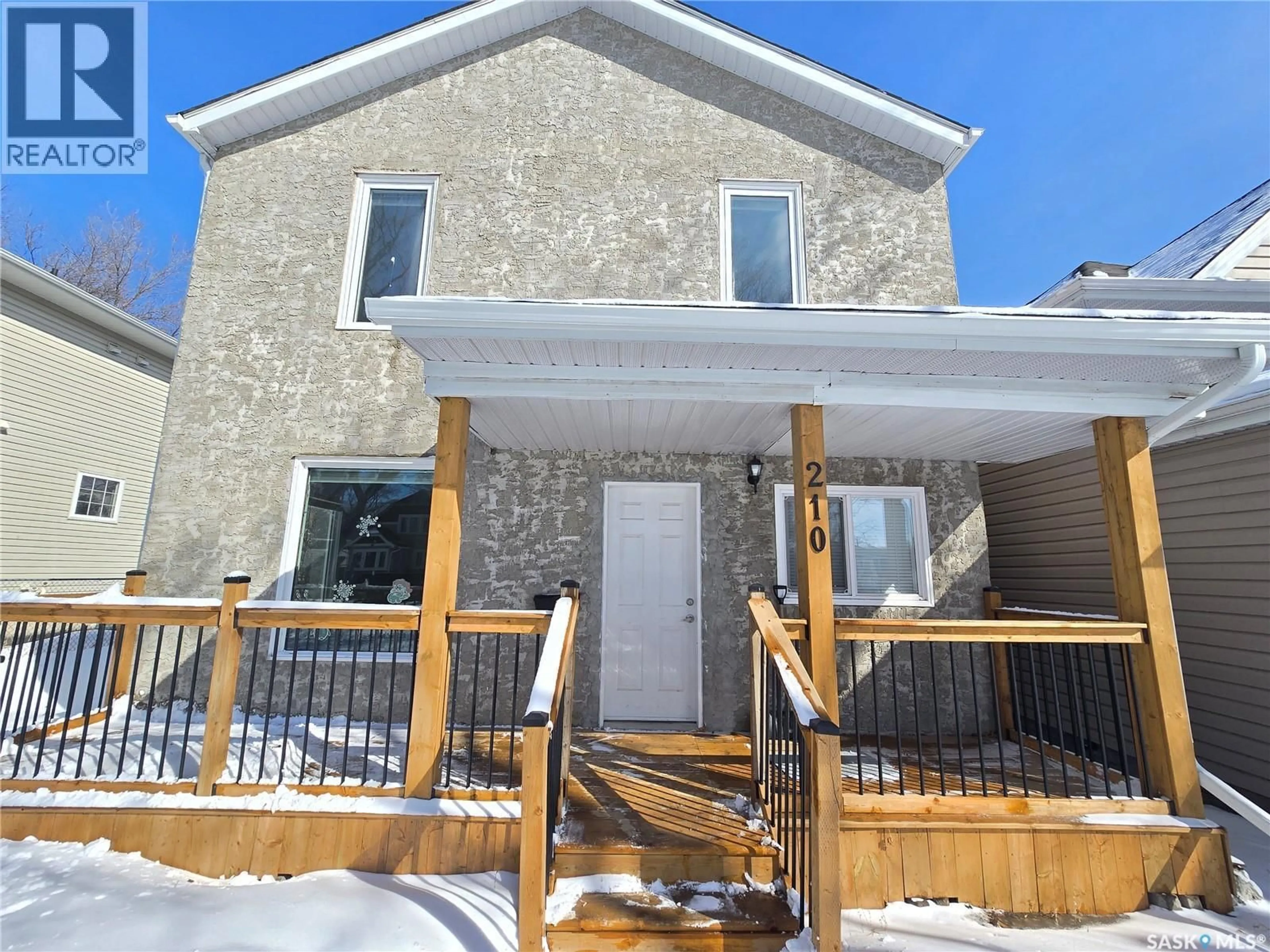 Unknown for 210 E AVENUE N, Saskatoon Saskatchewan S7L1R7