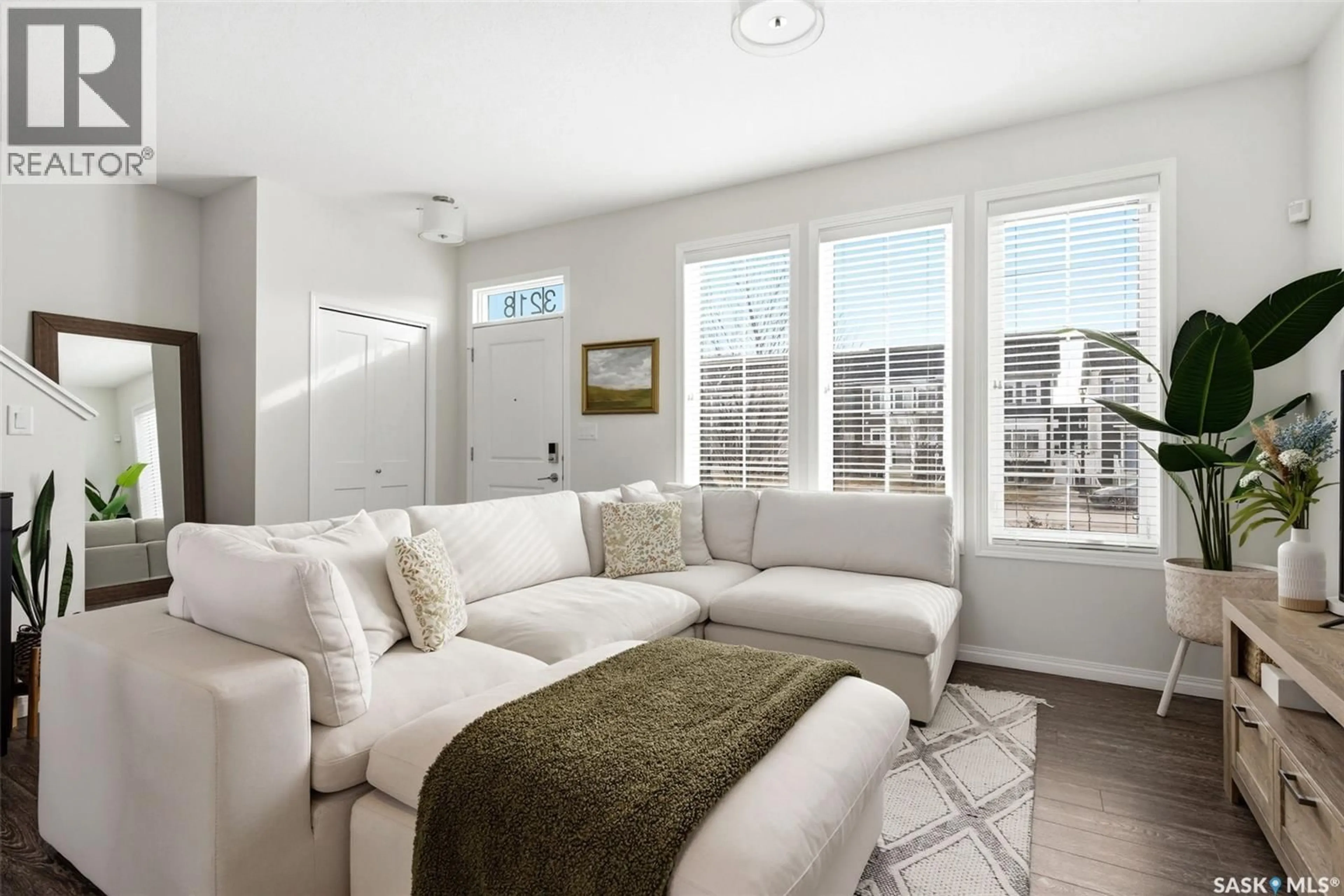 Living room with furniture, unknown for 3218 CHUKA BOULEVARD, Regina Saskatchewan S4V3S6