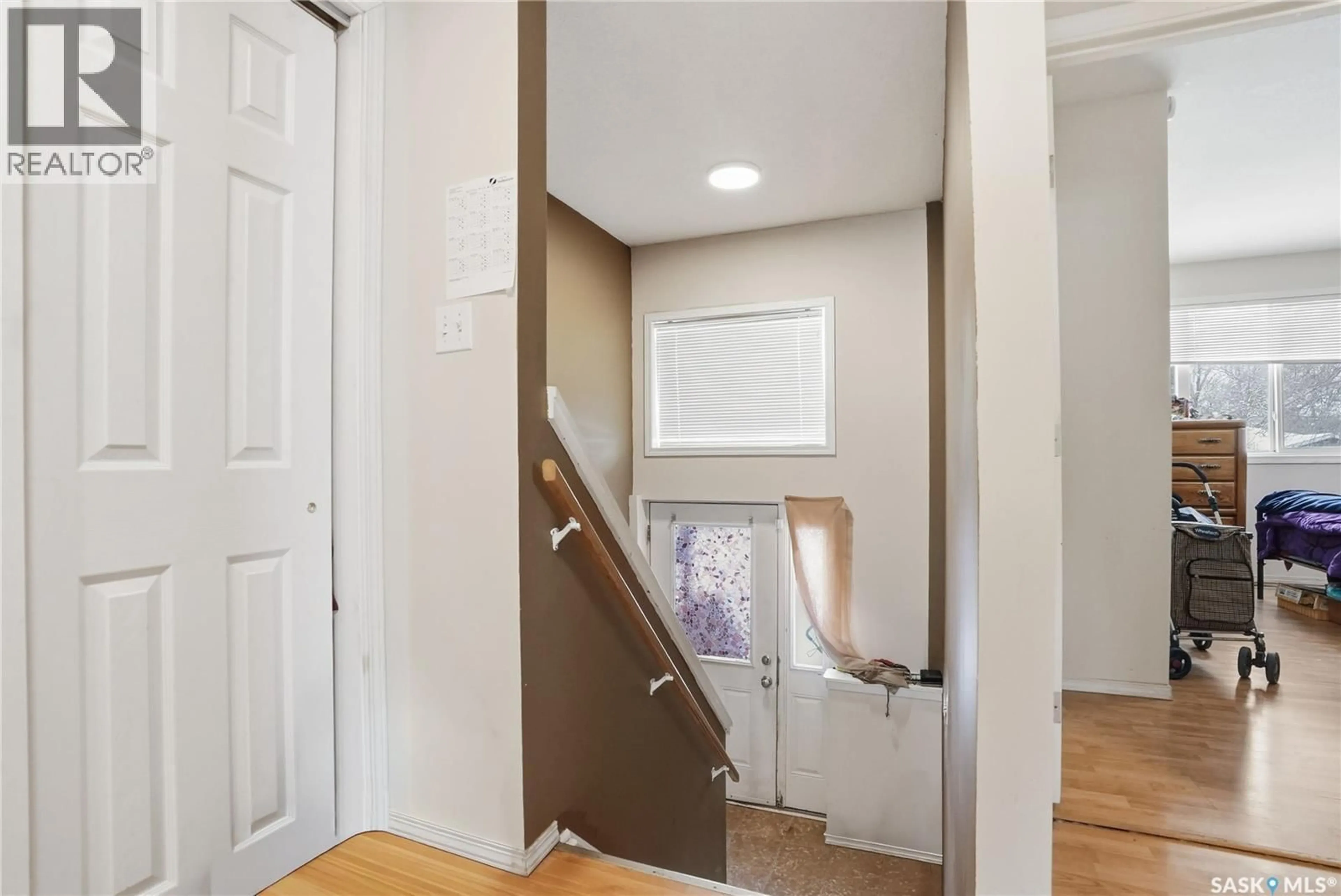 Unknown for 222 V AVENUE, Saskatoon Saskatchewan S7M3B3