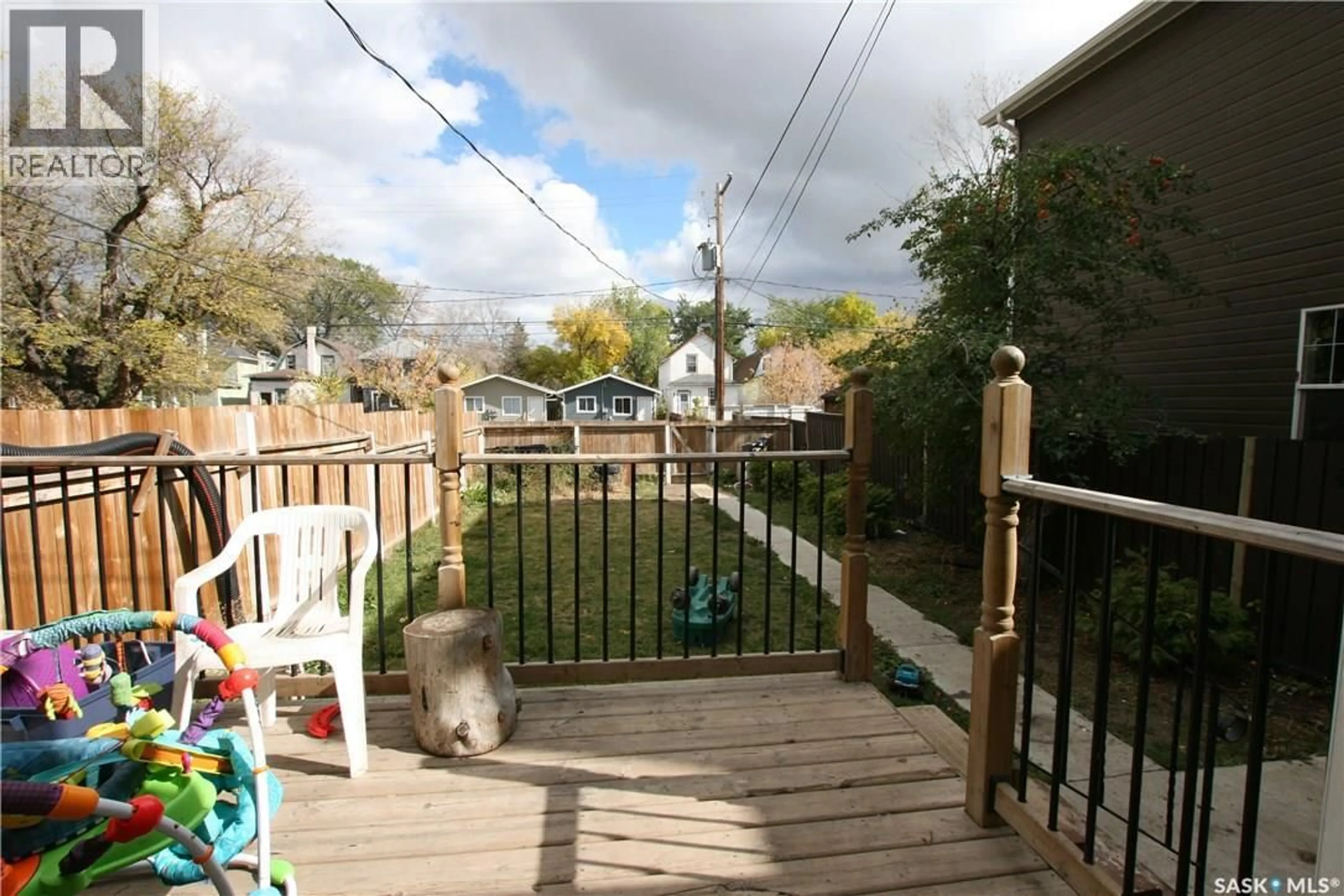 Patio, street for 1441 ARGYLE STREET, Regina Saskatchewan S4T3S2