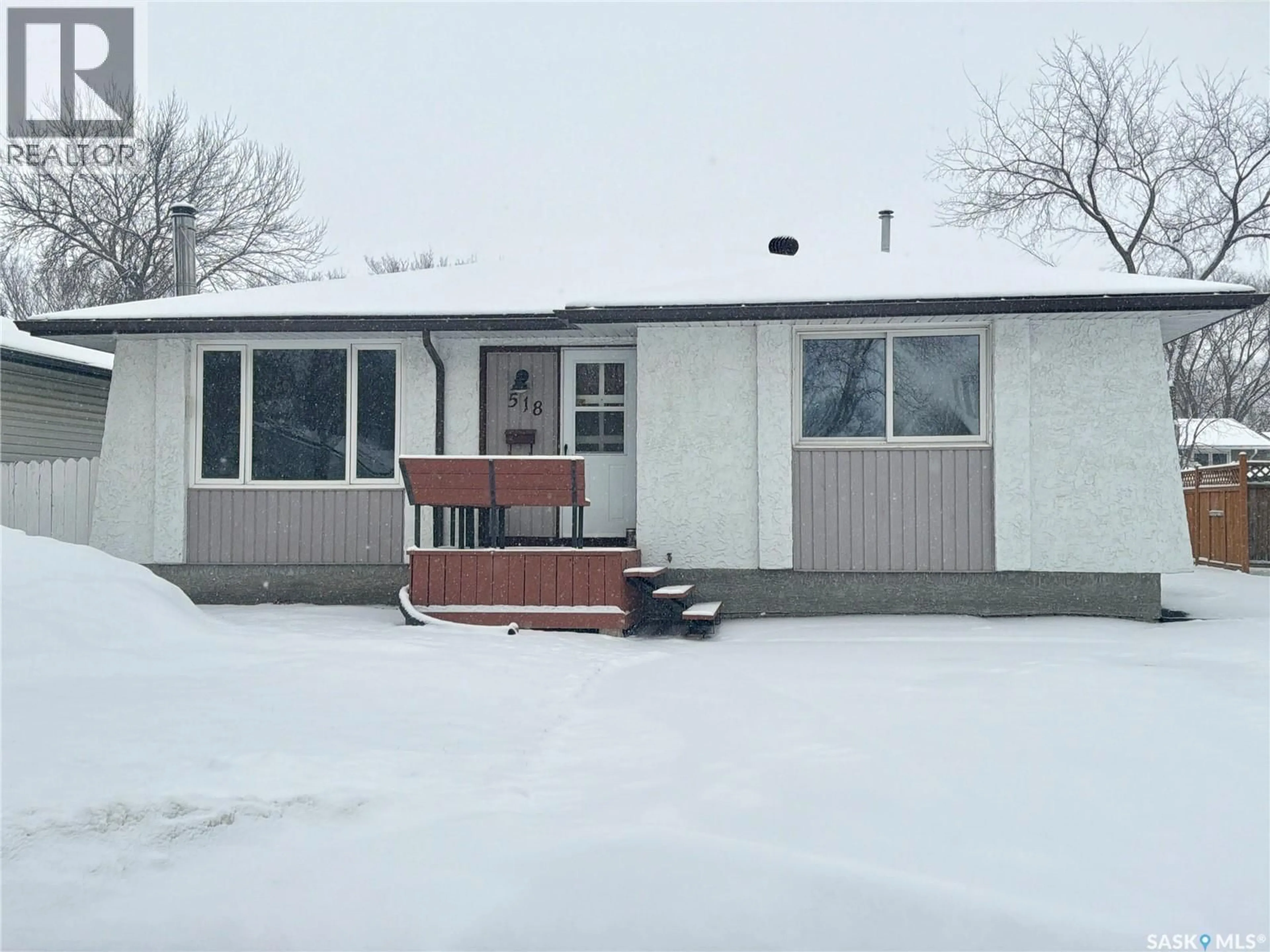 Unknown for 518 UPLAND DRIVE, Regina Saskatchewan S4R6E3