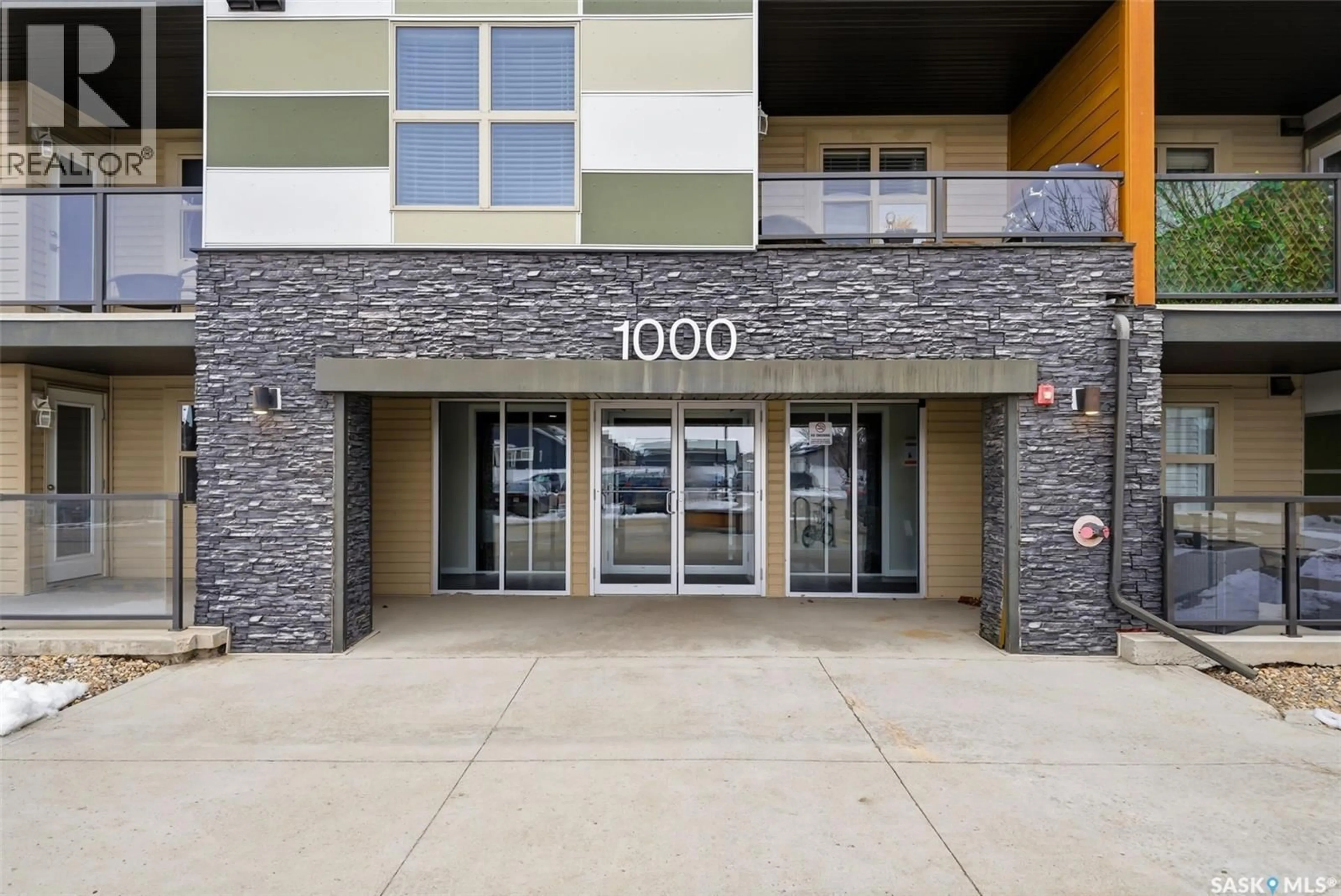 Indoor foyer for 5500 - 1106 MITCHINSON WAY, Regina Saskatchewan S4W0N9