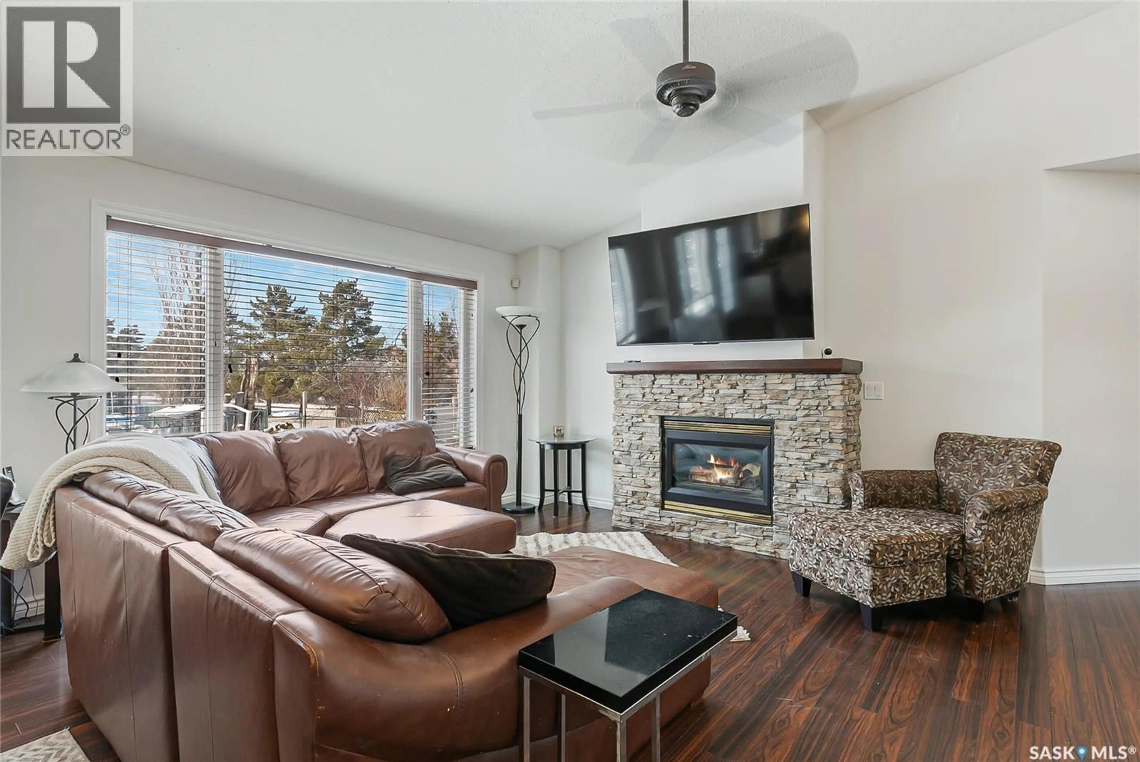 Living room with furniture, unknown for 116 BUTLER DRIVE, Regina Beach Saskatchewan S0G4C0