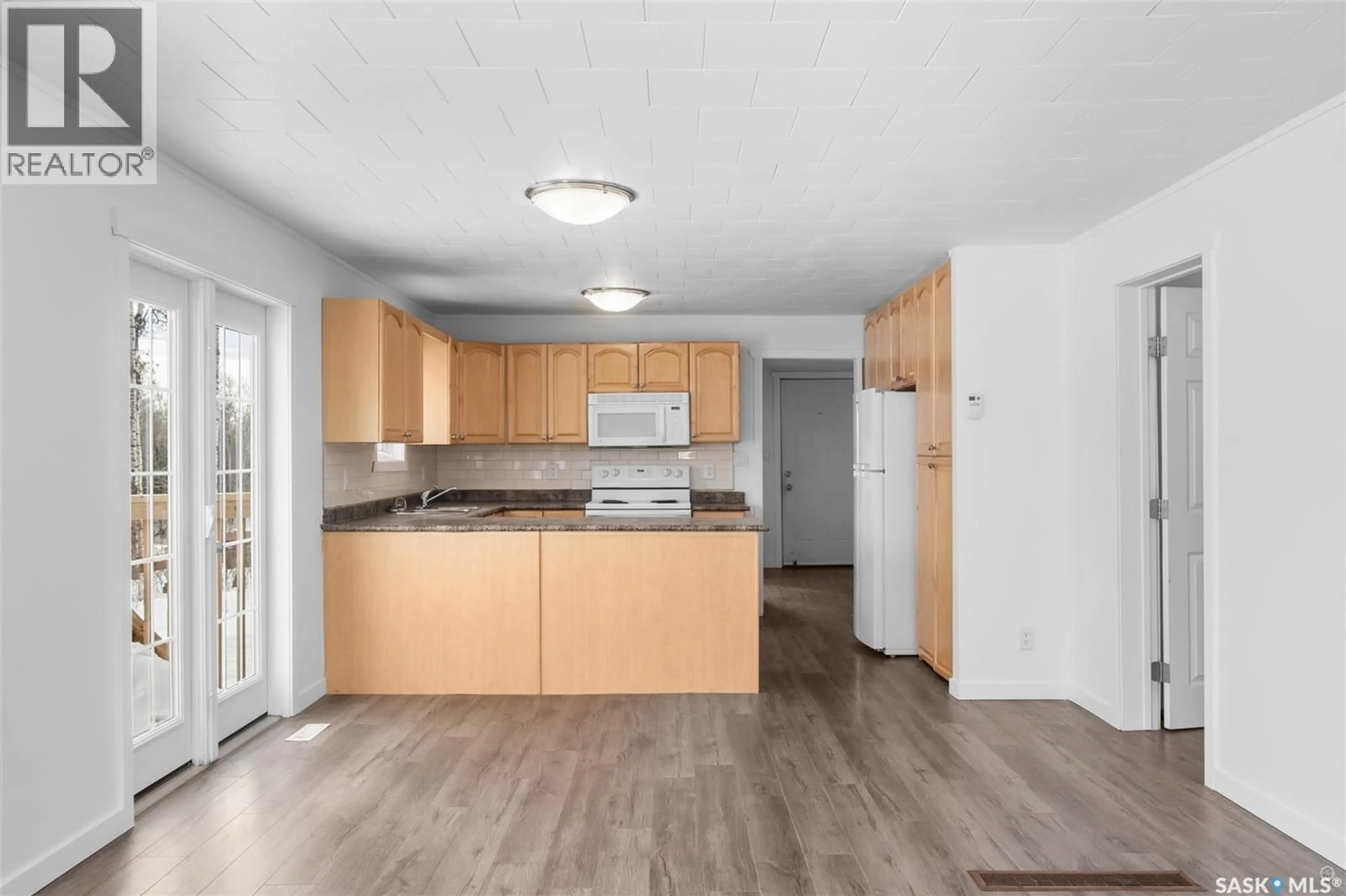 Standard kitchen, unknown for 125 CENTRAL AVENUE, Christopher Lake Saskatchewan S0J0N0