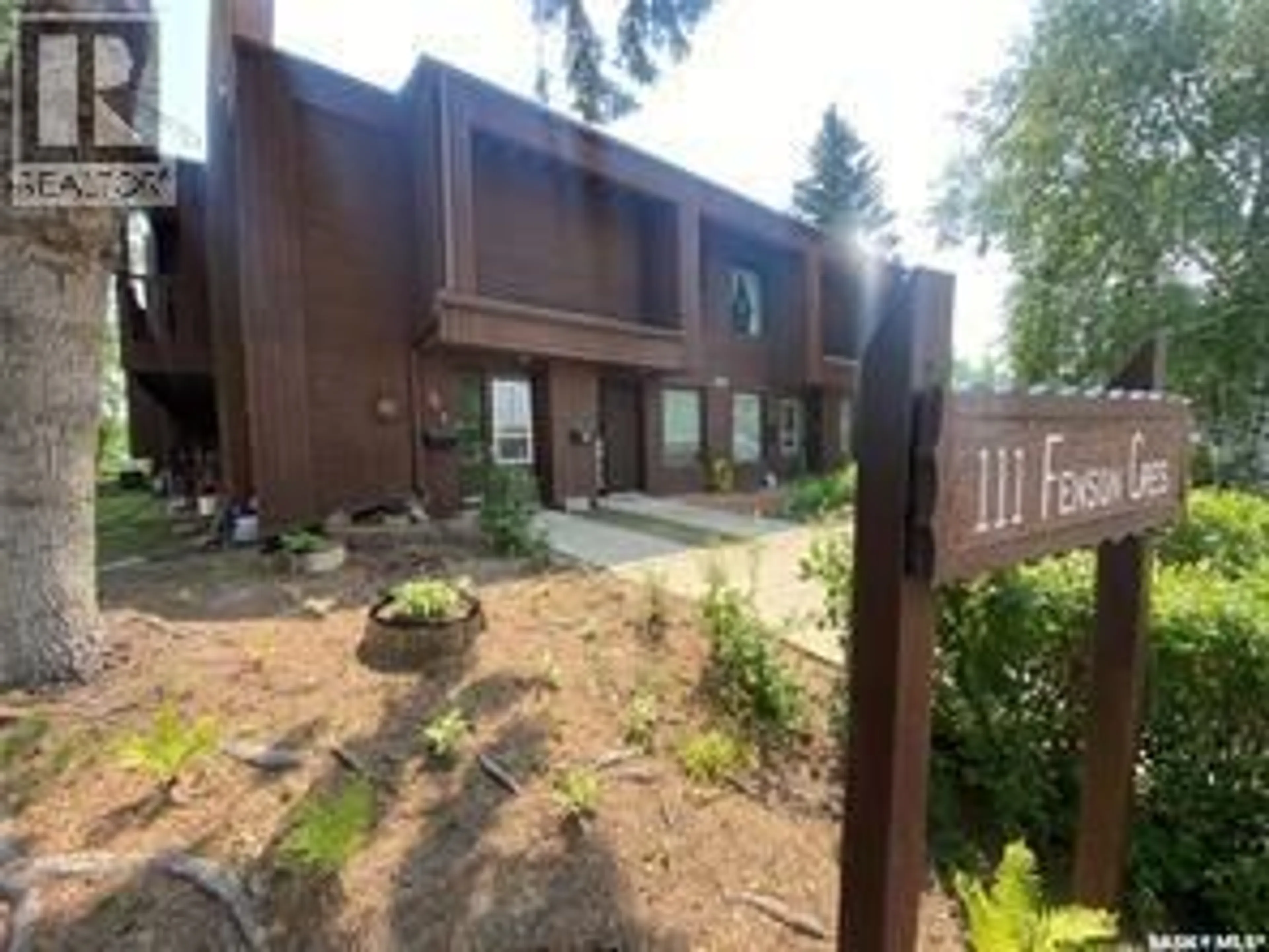 A pic from outside/outdoor area/front of a property/back of a property/a pic from drone, unknown for 7 111 FENSON CRESCENT, Yorkton Saskatchewan S3N3S4