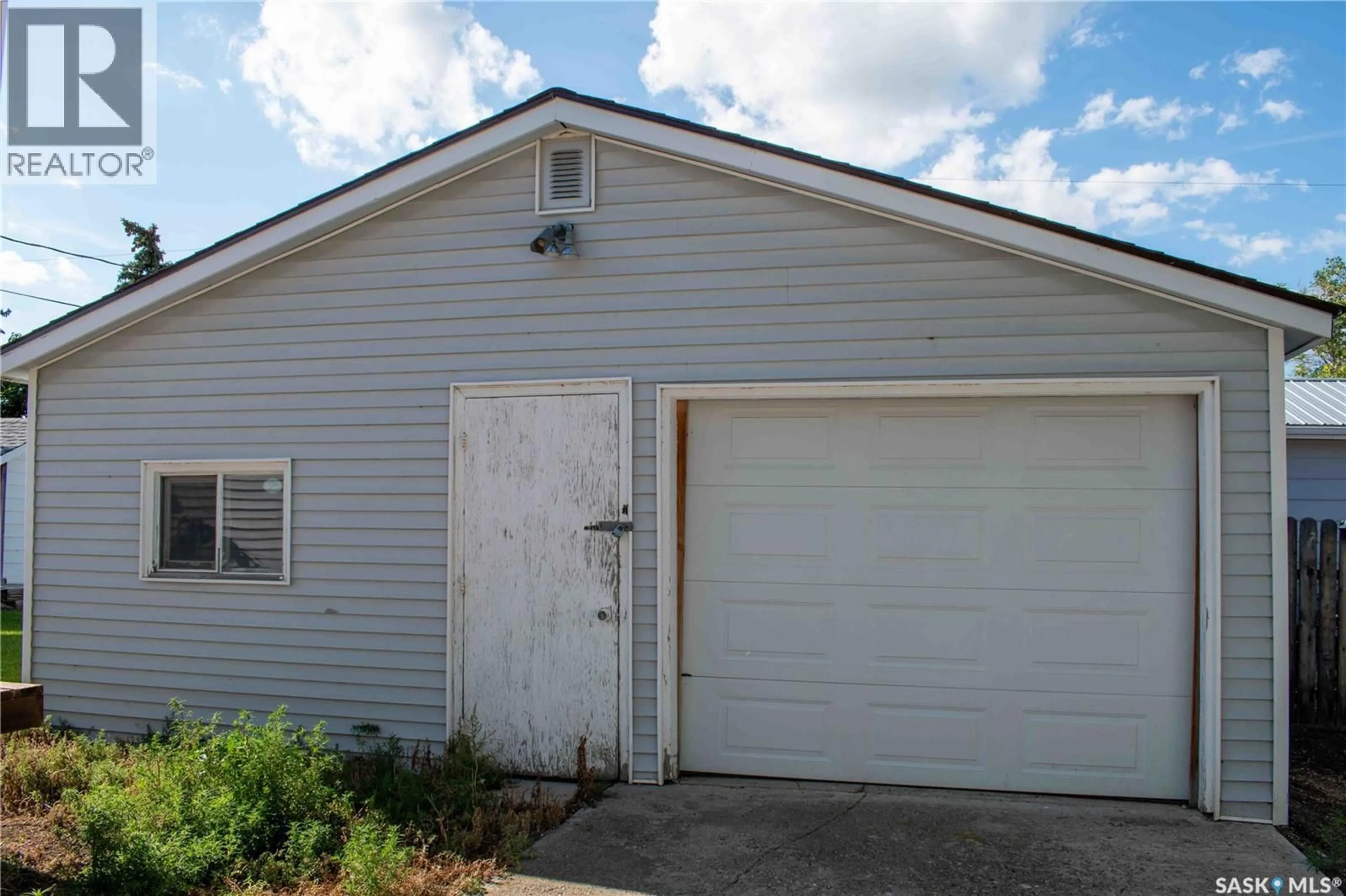 Unknown for 107 3RD AVENUE, Elrose Saskatchewan S0L0Z0