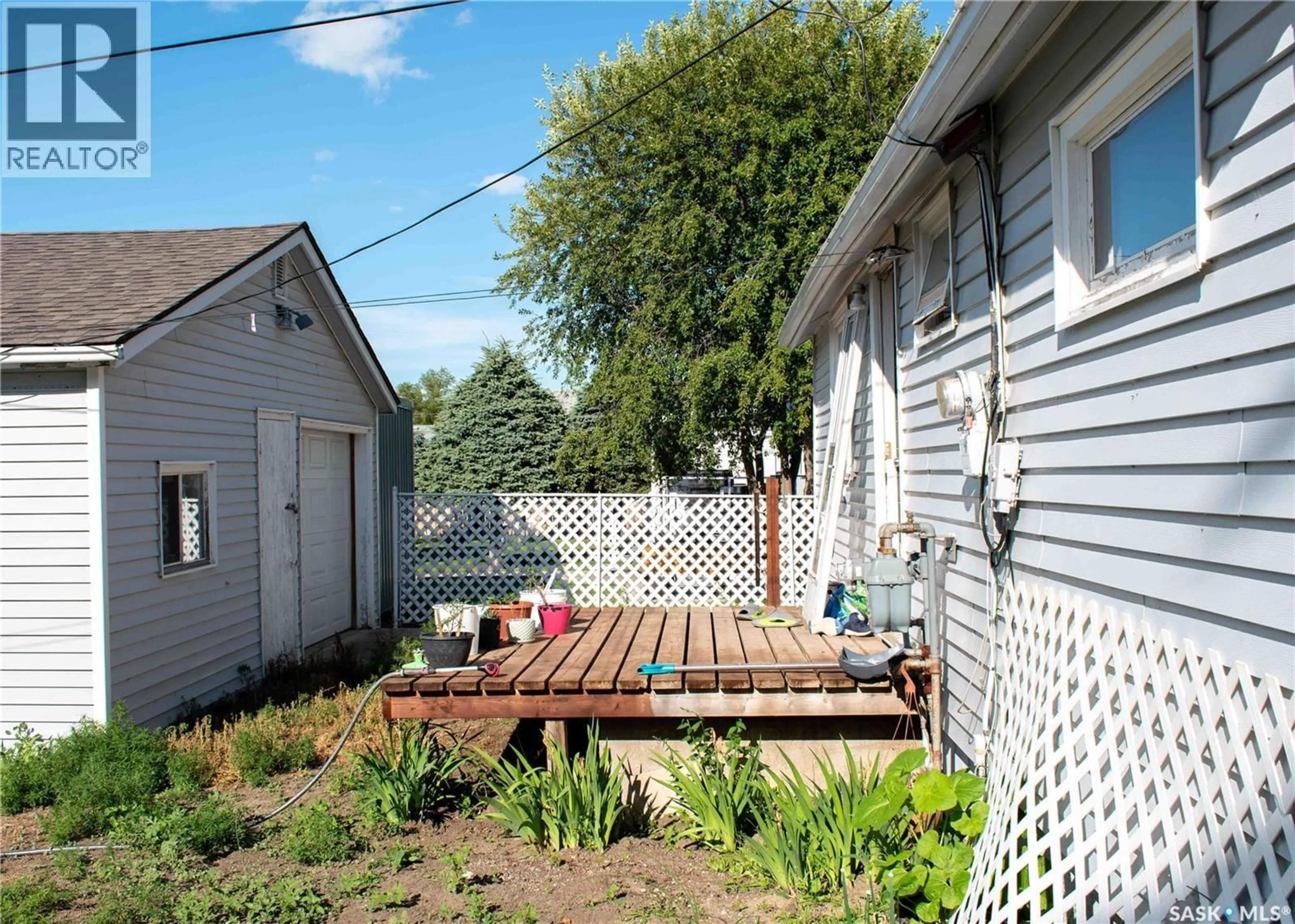 Patio, street for 107 3RD AVENUE, Elrose Saskatchewan S0L0Z0