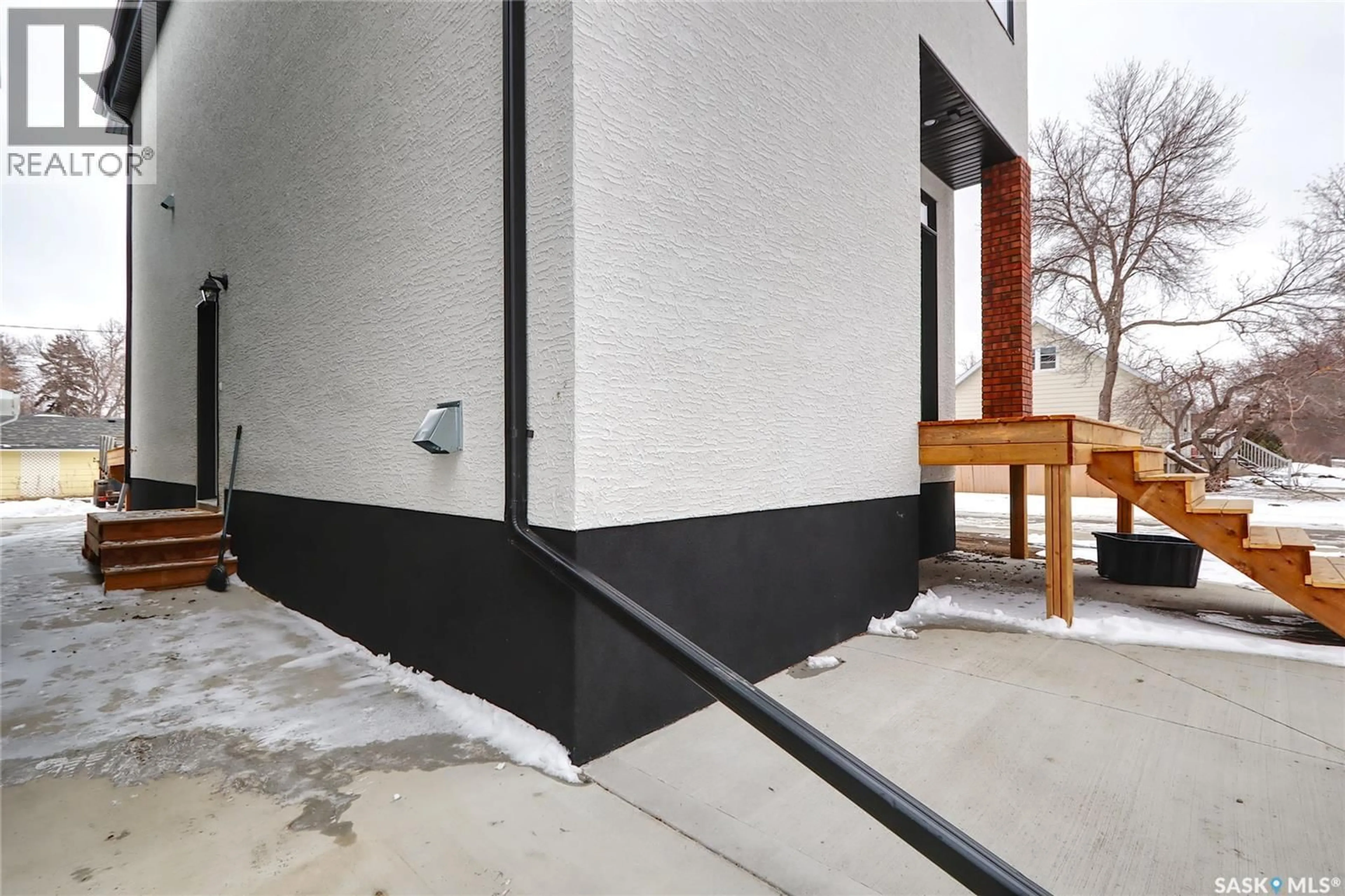 Unknown for 2475 MCARA STREET, Regina Saskatchewan S4N2W6
