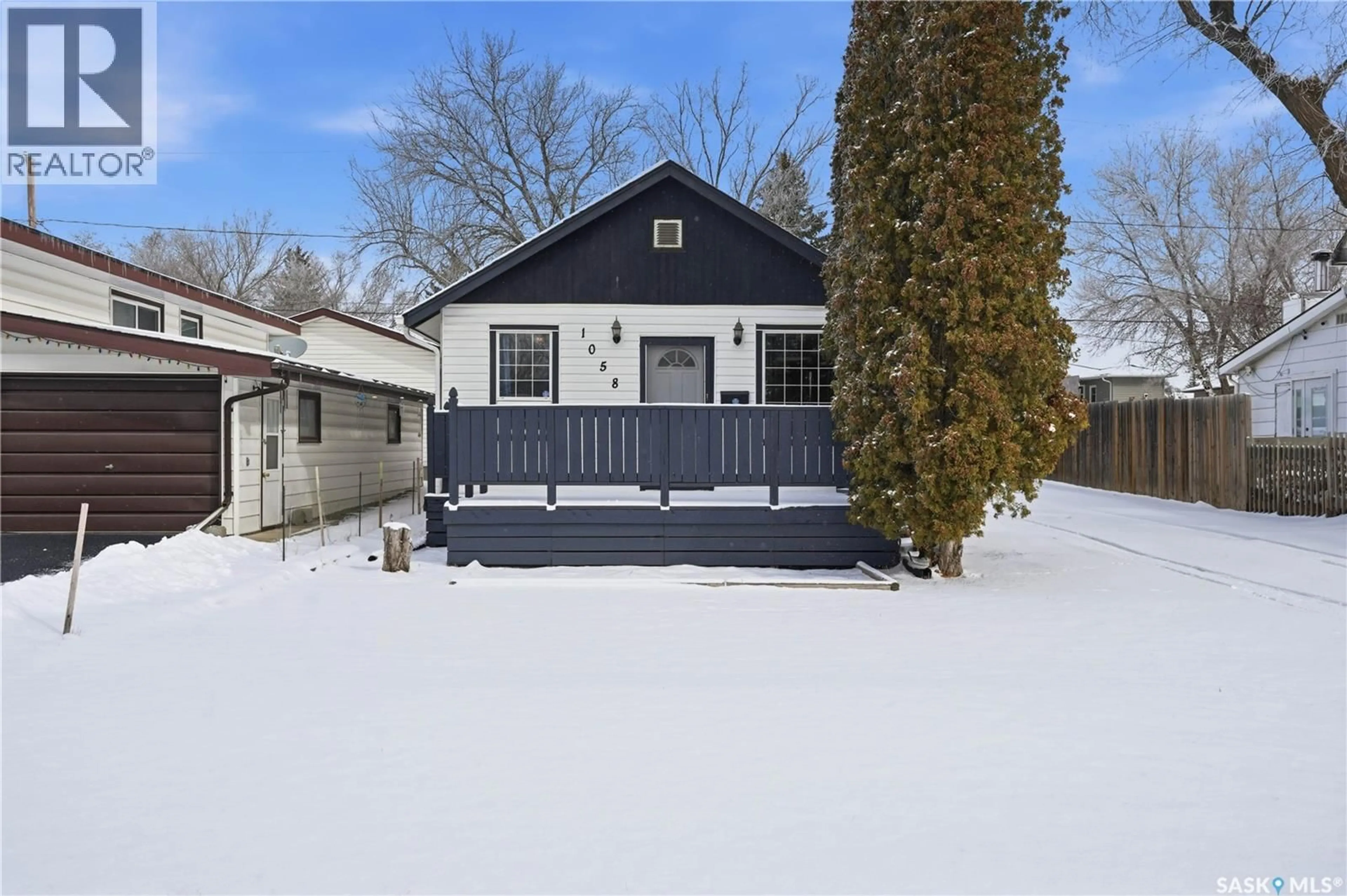 Shed for 1058 HOCHELAGA STREET, Moose Jaw Saskatchewan S6H2H9