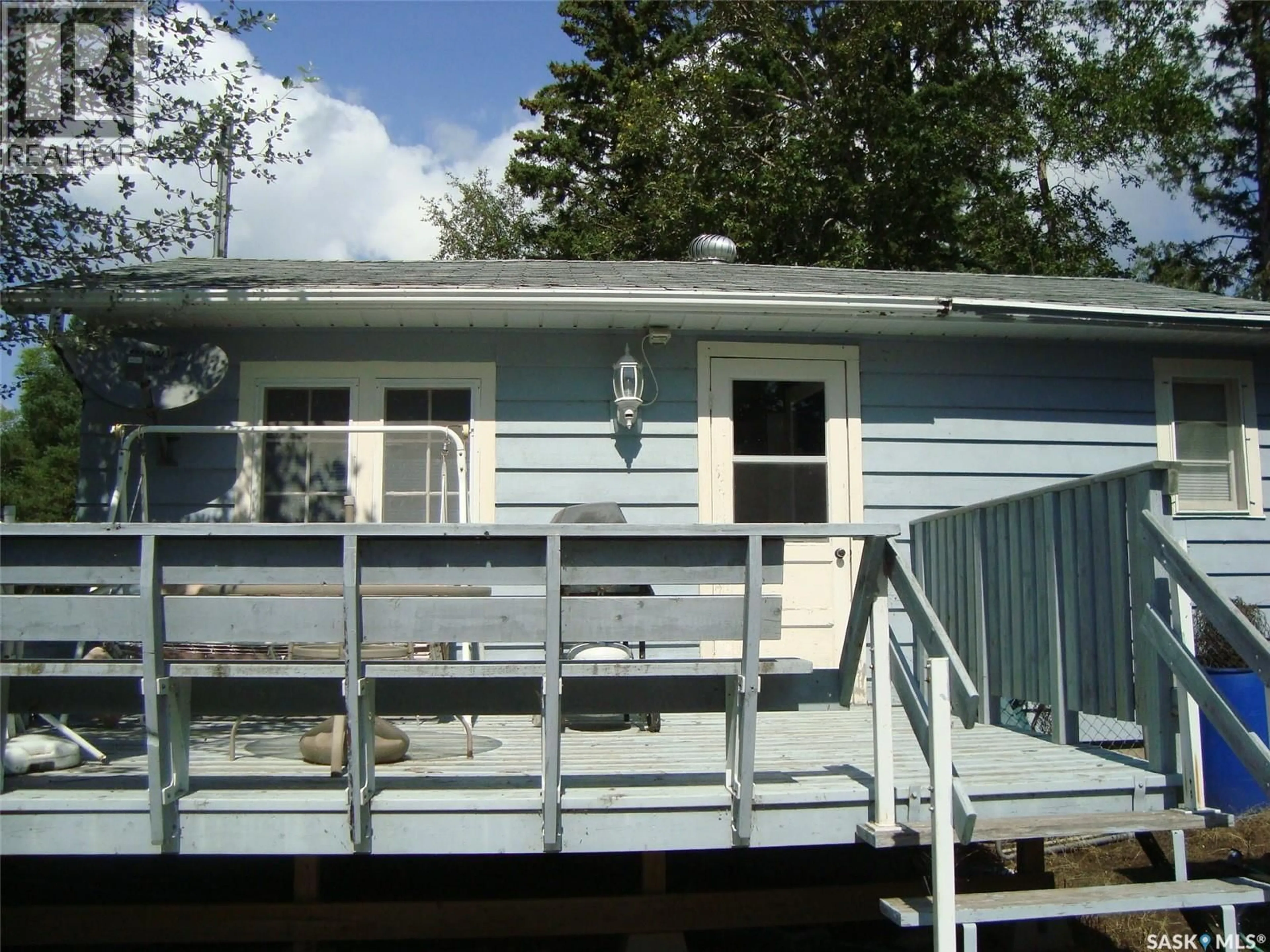 Home with vinyl exterior material, unknown for 40 HIAWATHA STREET, Kenosee Lake Saskatchewan S0C2S0