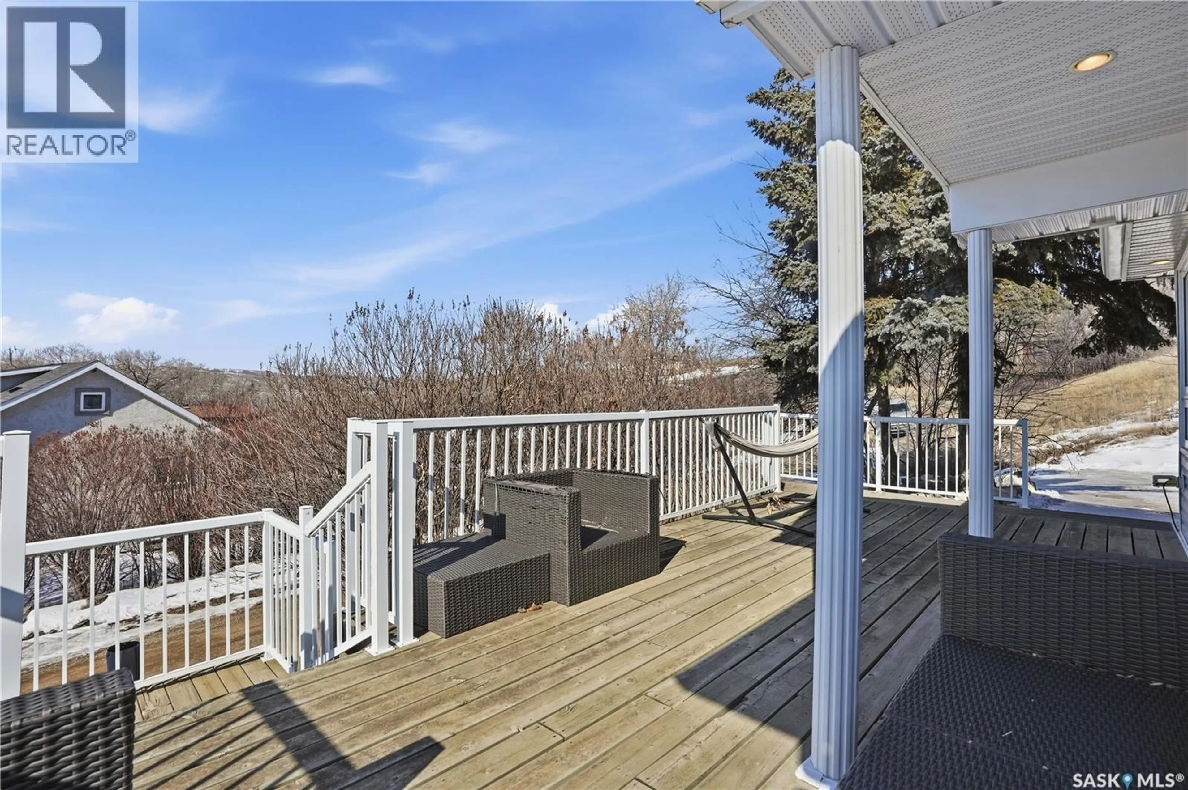 Patio, water/lake/river/ocean view for 24 ALICE CRESCENT, Marquis Rm No. 191 Saskatchewan S0H4C0