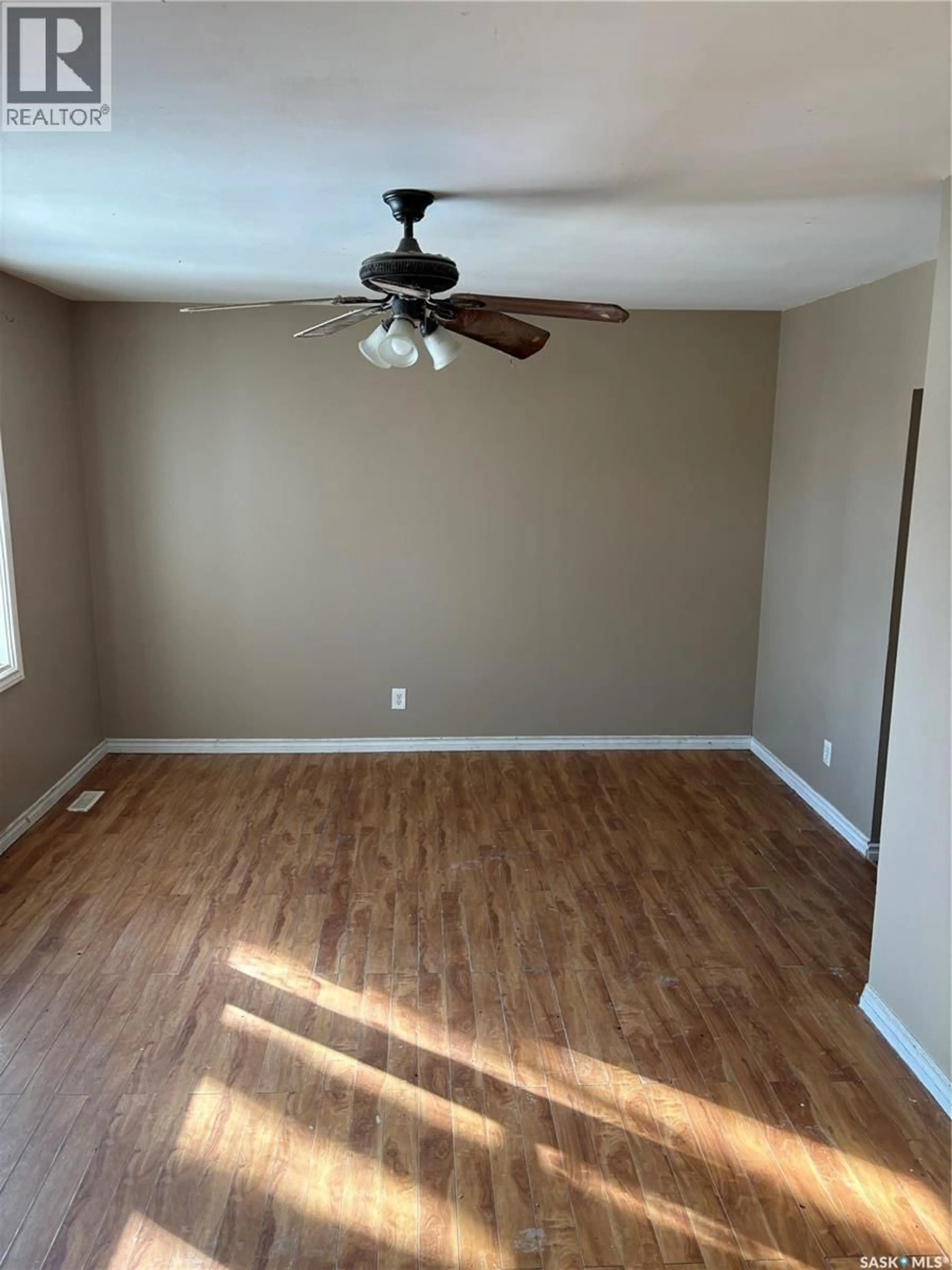 A pic of a room for 1212-1216 RAE STREET, Regina Saskatchewan S4T2C2