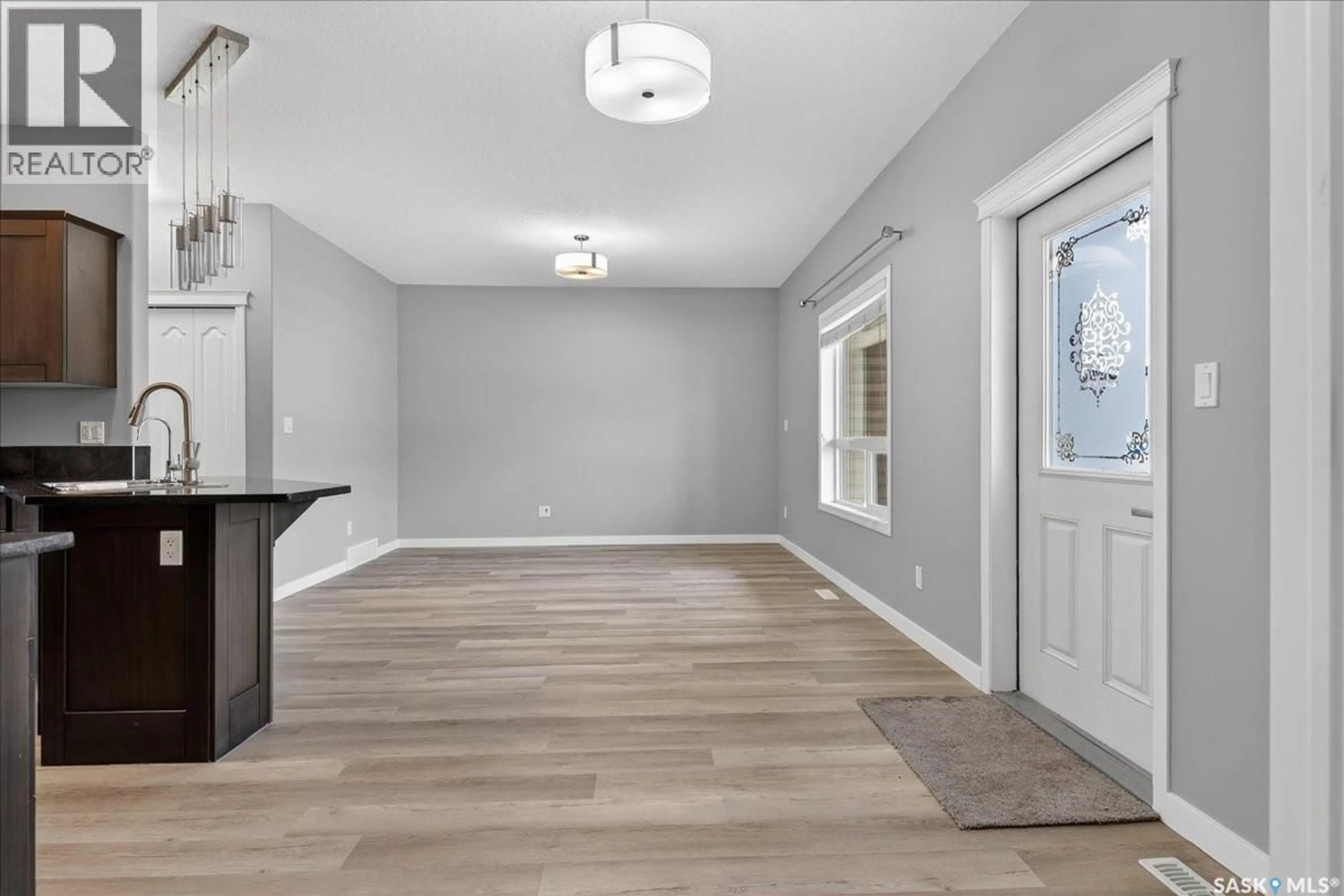 Unknown for 3806 - 713 DEWDNEY AVENUE E, Regina Saskatchewan S4Z0A6