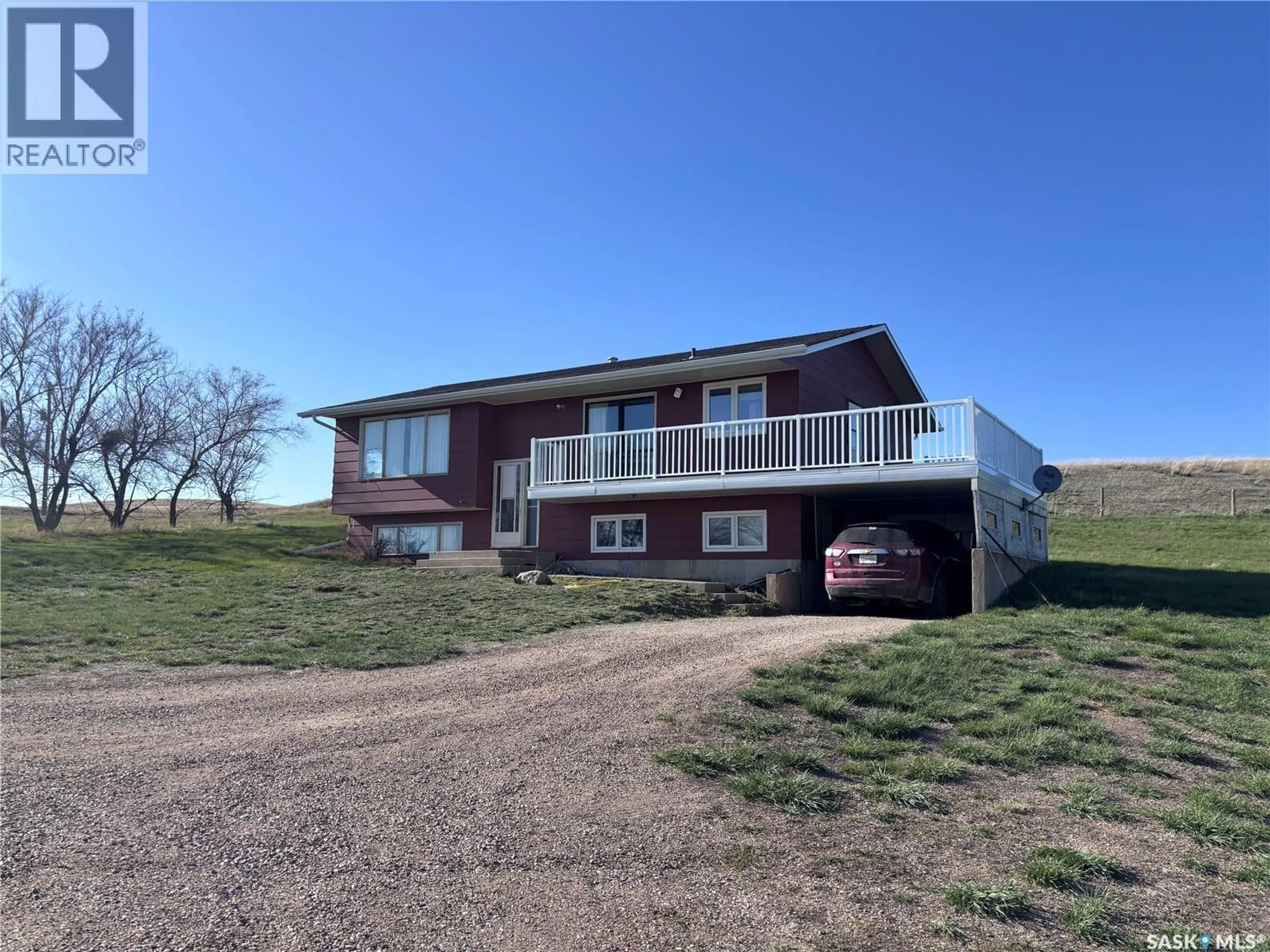 A pic from outside/outdoor area/front of a property/back of a property/a pic from drone, building for ST.CYR ACREAGE, Swift Current Saskatchewan S9H3V6