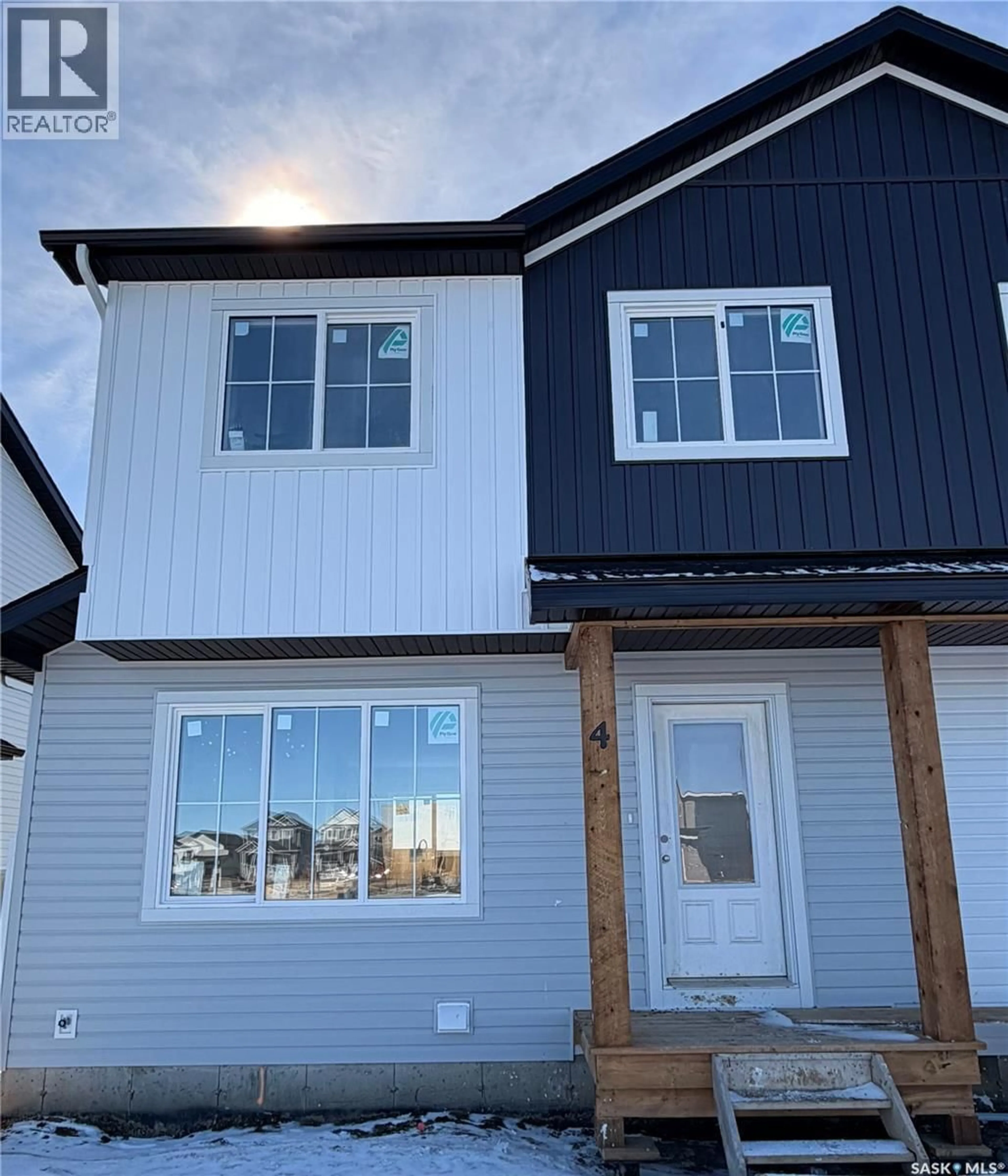 Home with vinyl exterior material, unknown for 7 101 MIROND ROAD, Martensville Saskatchewan S0K2T1
