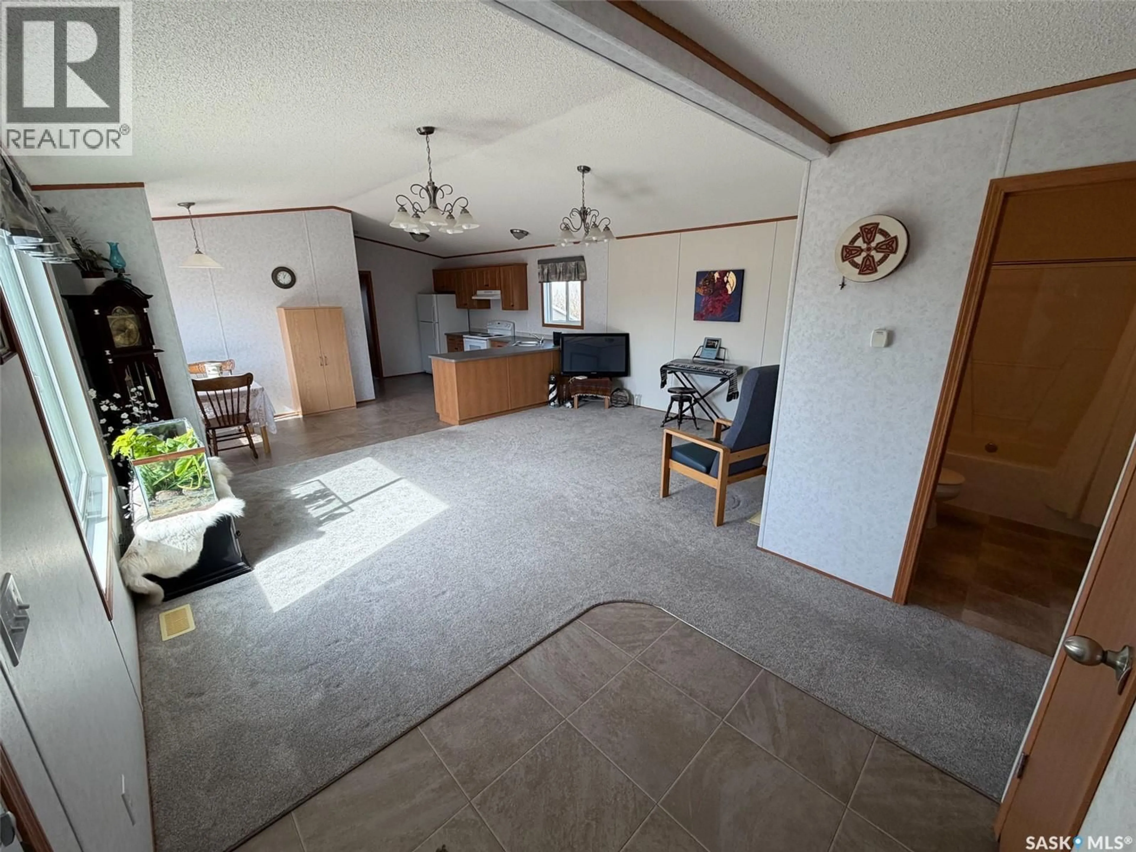 A pic of a room for 213 - 217 2ND STREET, Climax Saskatchewan S0N0N0