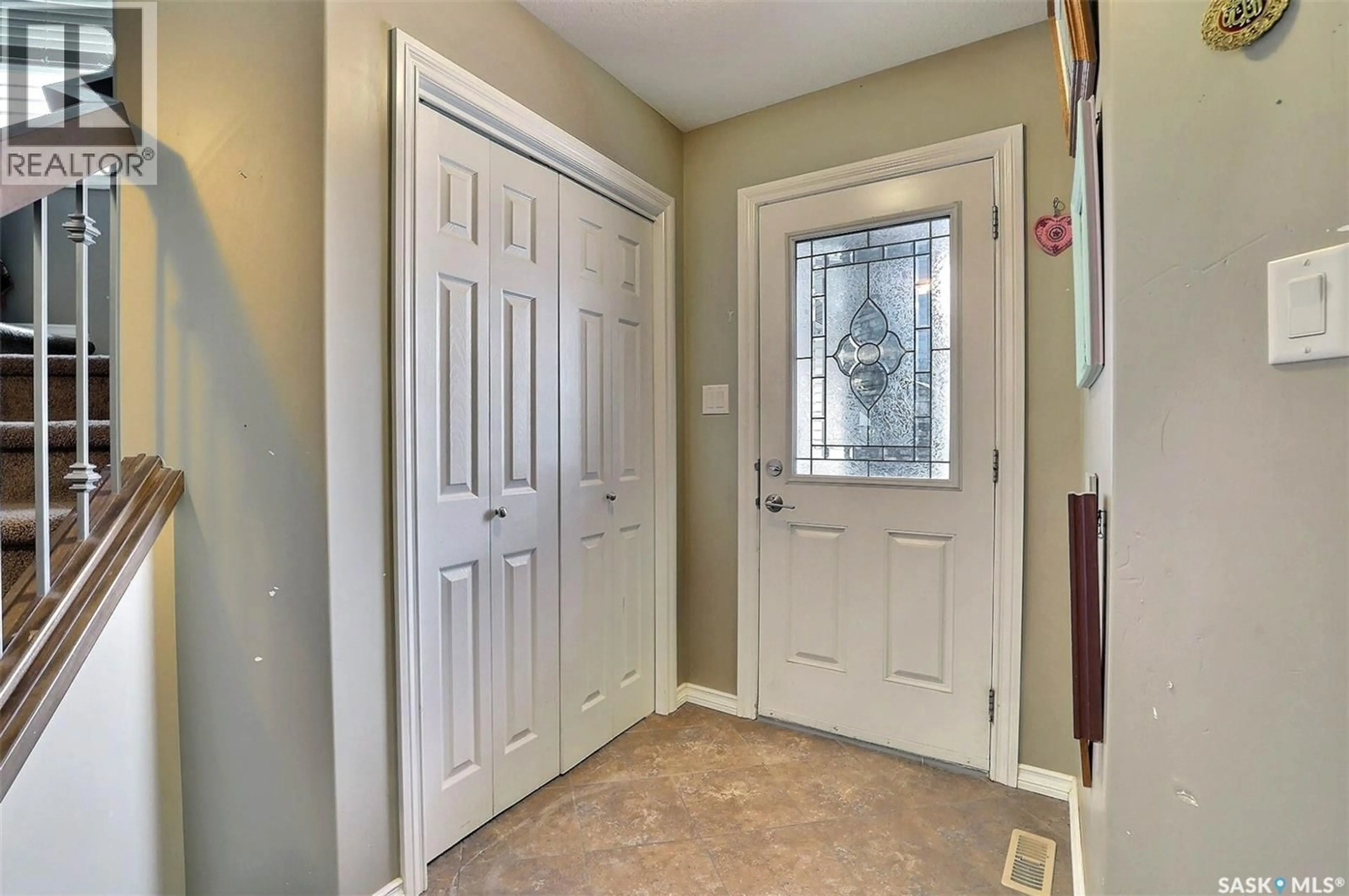 Indoor entryway for 4781 PADWICK AVENUE, Regina Saskatchewan S4W0C4