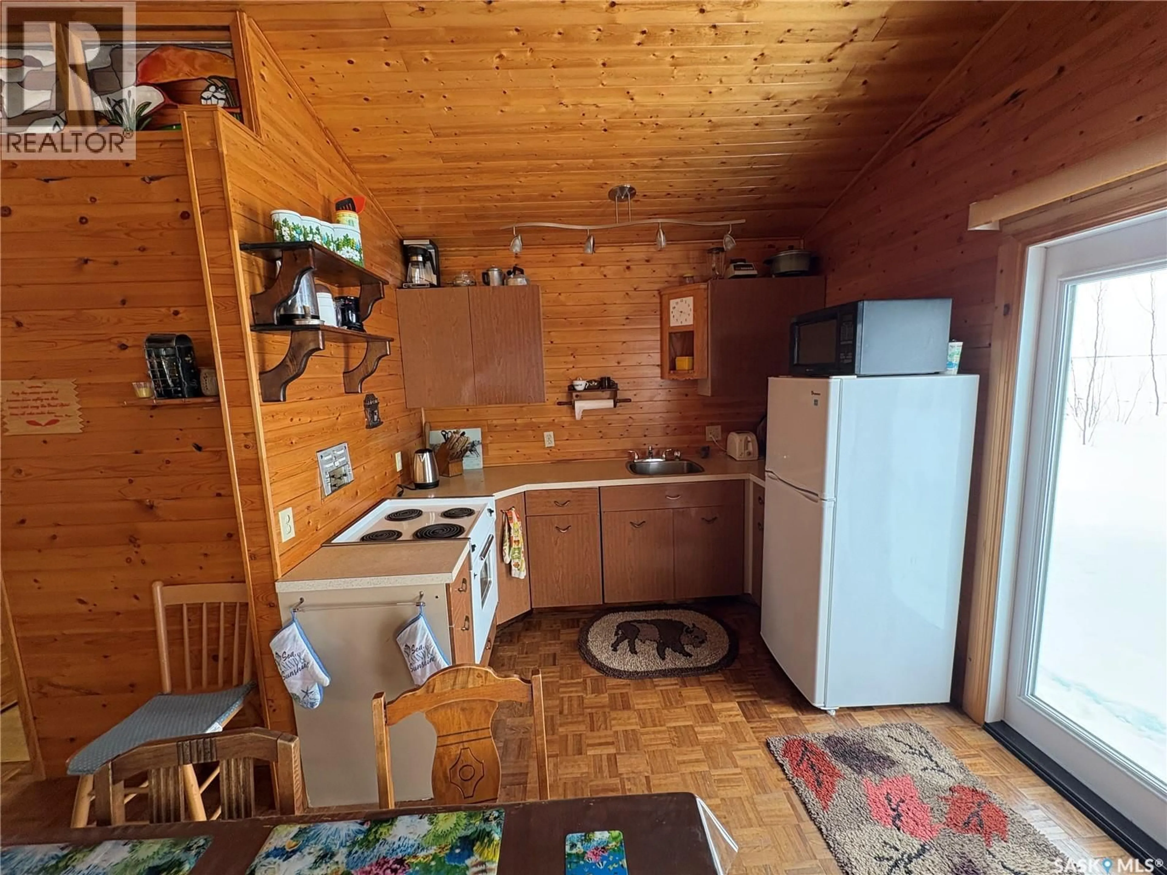 Standard kitchen, unknown for 184 SHORELINE DRIVE, Fishing Lake Saskatchewan S0A1Y0