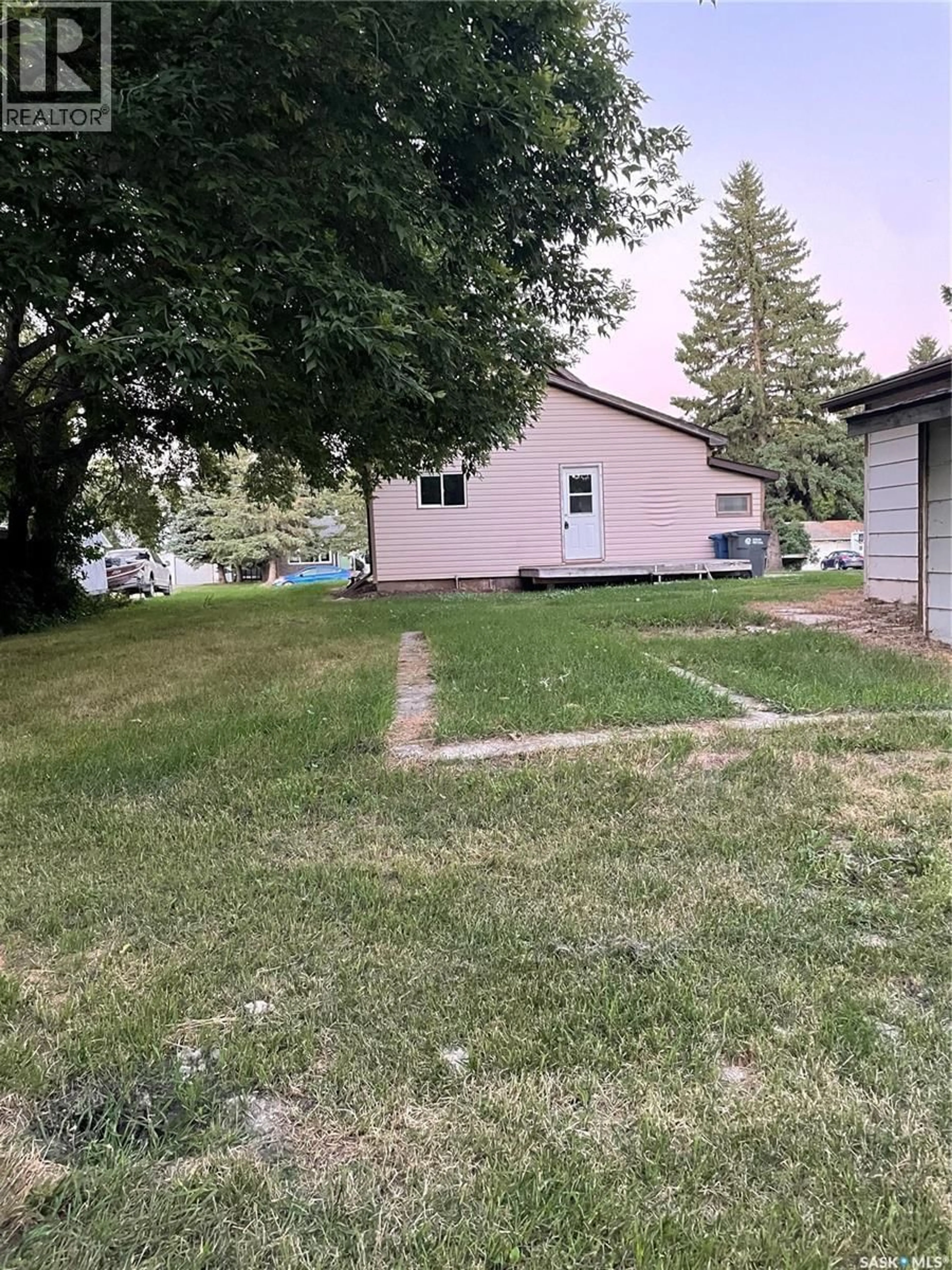 Unknown for 406 SOUTHESK STREET, Whitewood Saskatchewan S0G5C0
