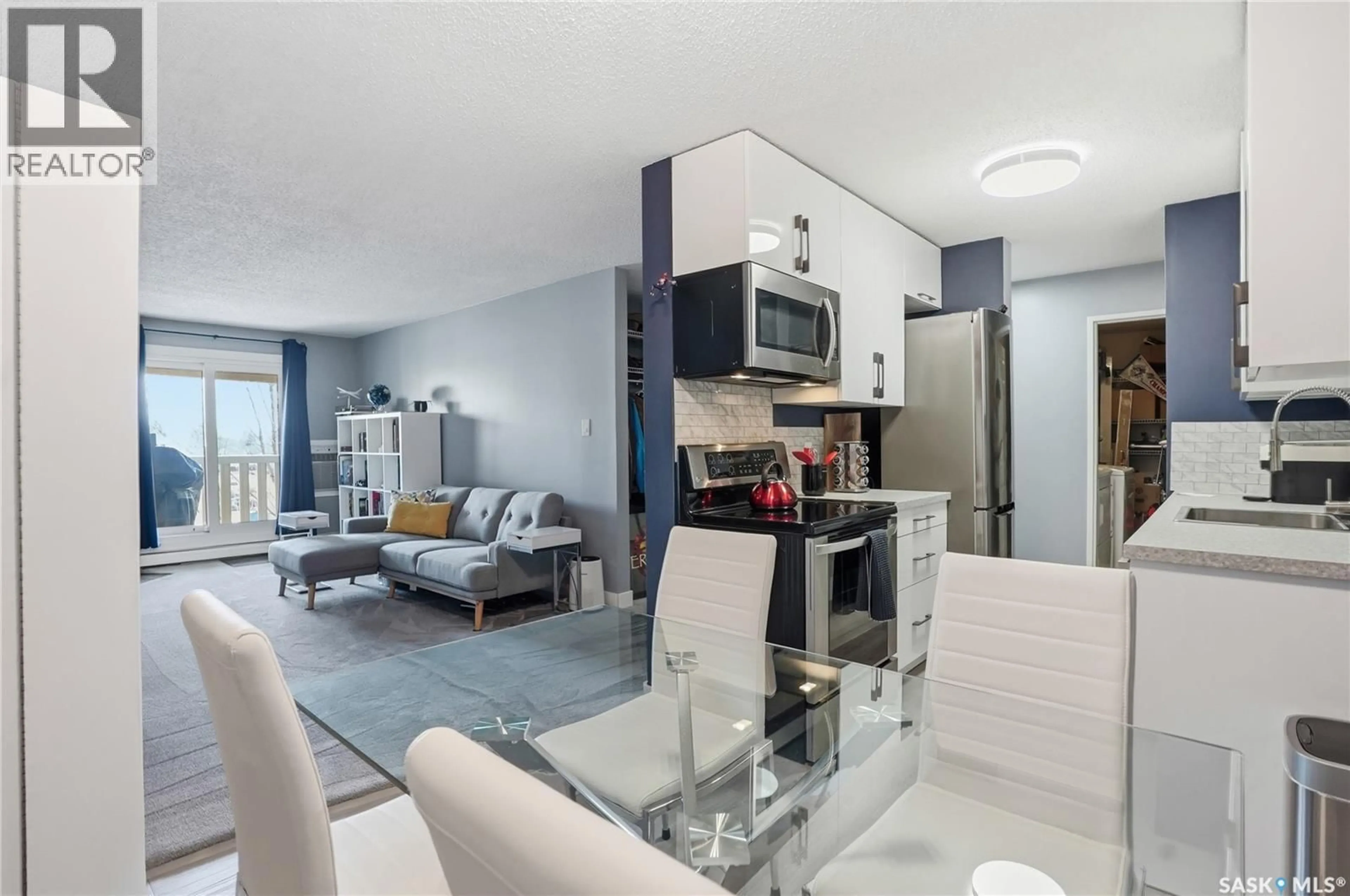 Open concept kitchen, unknown for 310 - 135 STILLWATER DRIVE, Saskatoon Saskatchewan S7J4H7